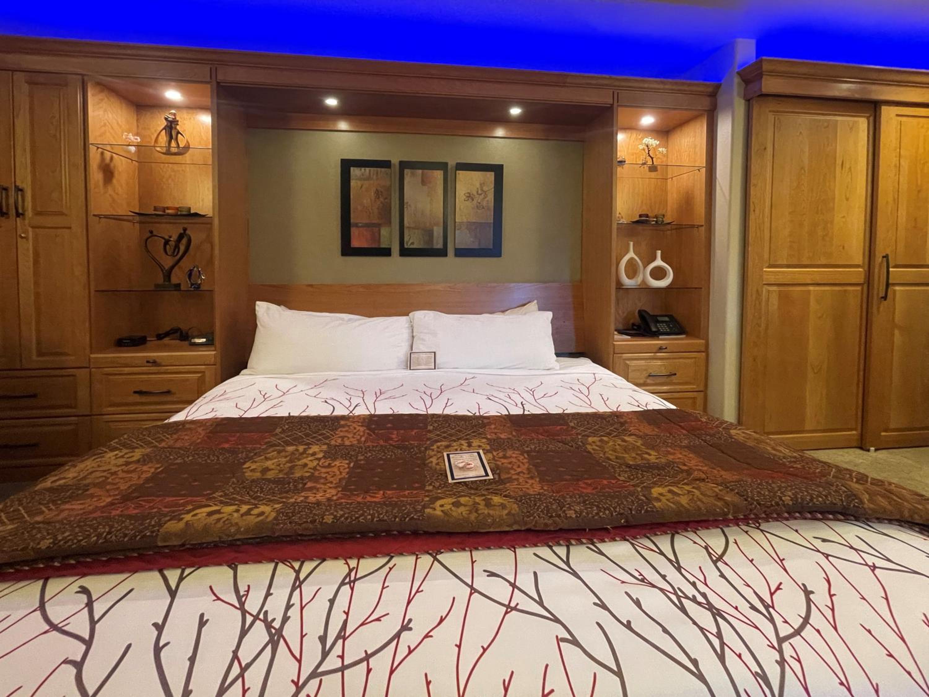 King Room with Garden View photo 2