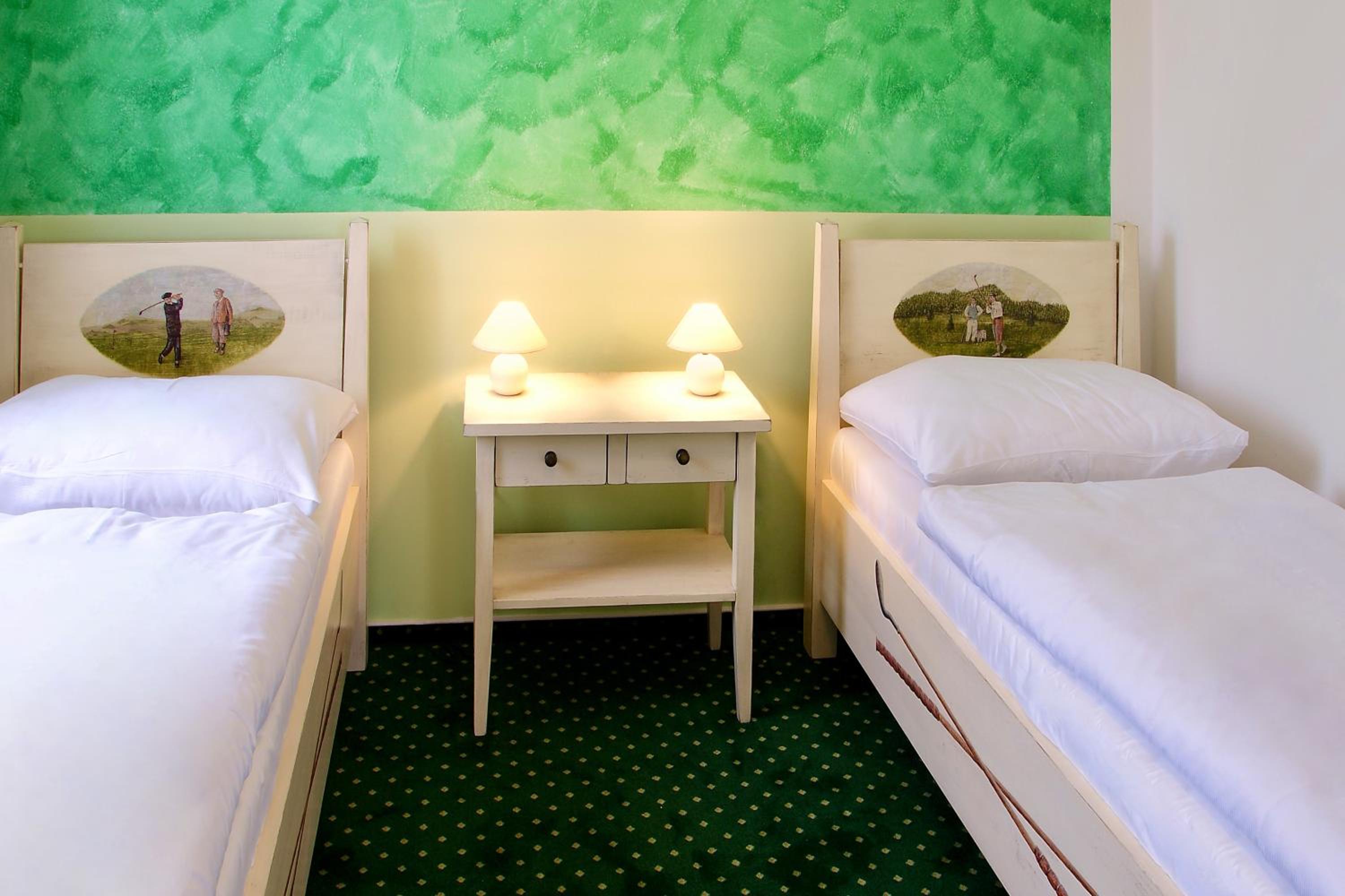 Standard Suite - Photo 3