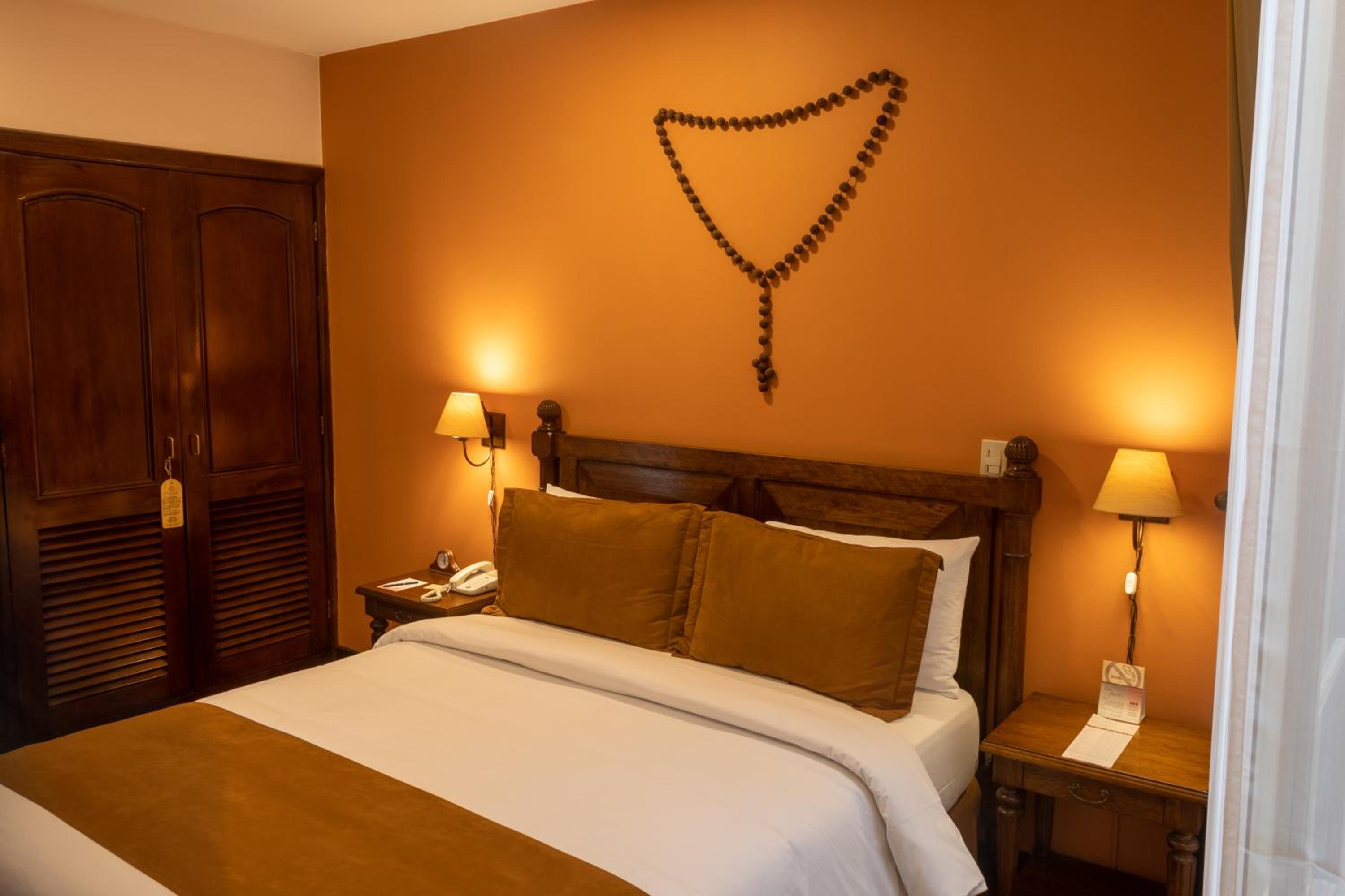 Queen Room