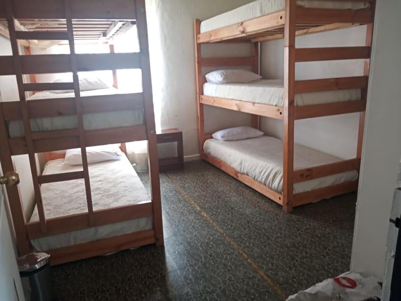 6-Bed Mixed Dormitory Room photo 1