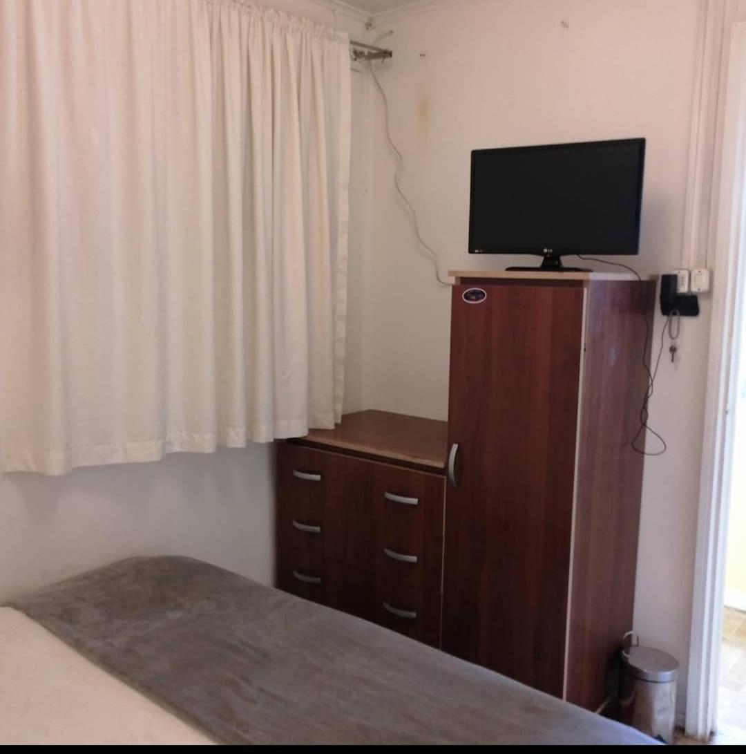 Standard Double Room with Shared Bathroom photo 2