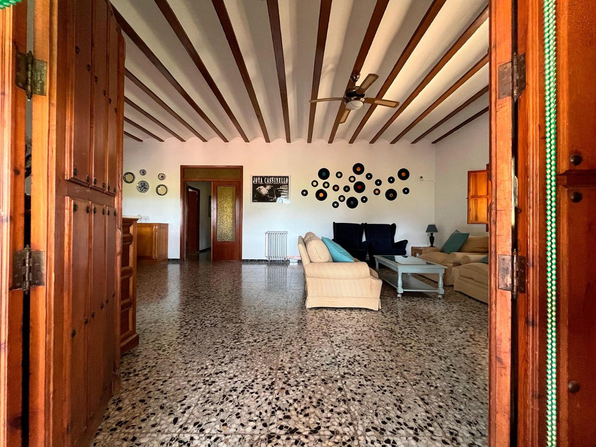 Casa de cinco habitaciones