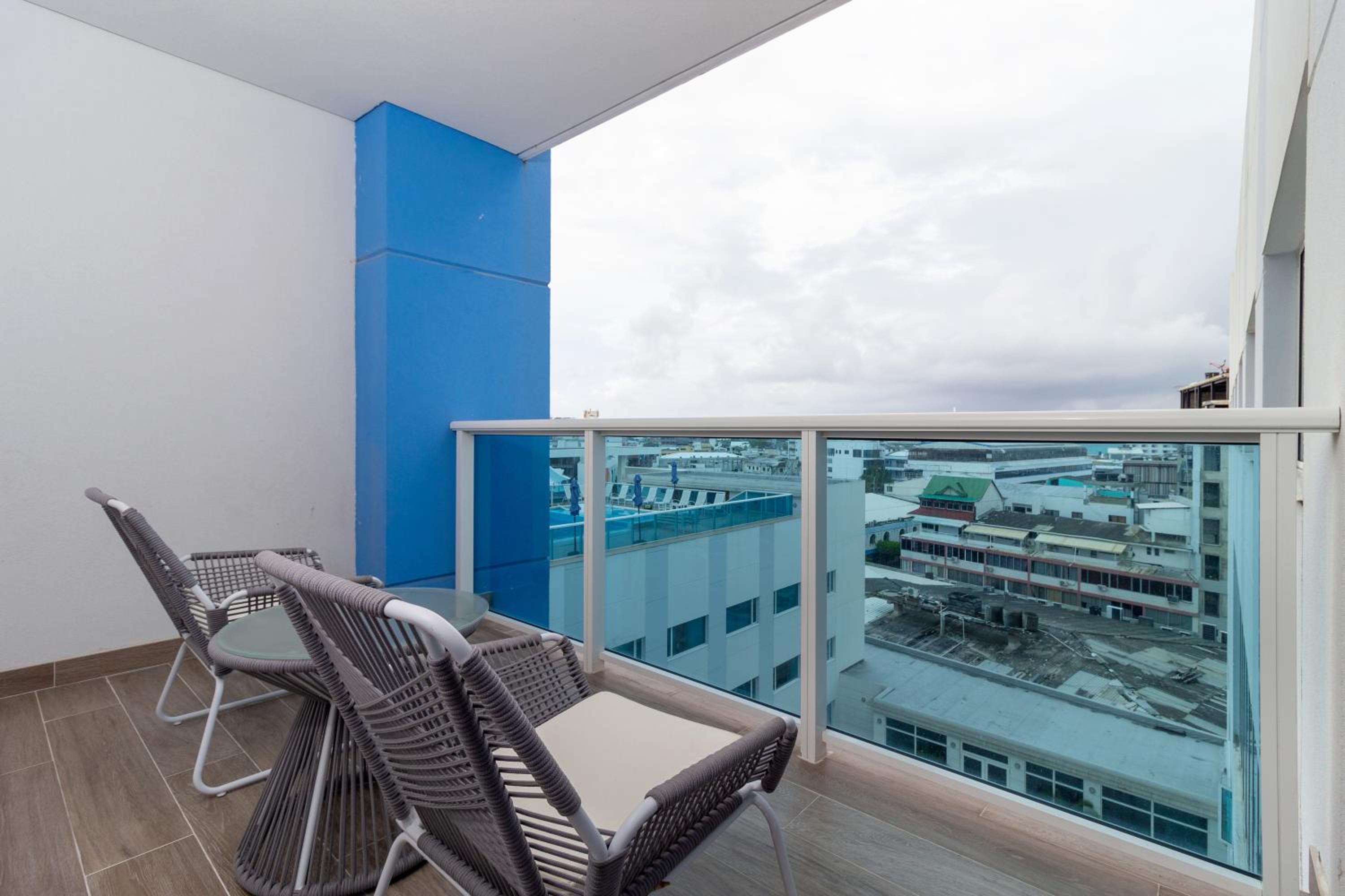 Double Room with Balcony - Photo 2