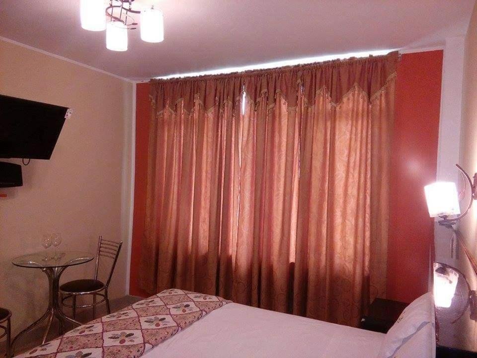 Queen Room photo 1