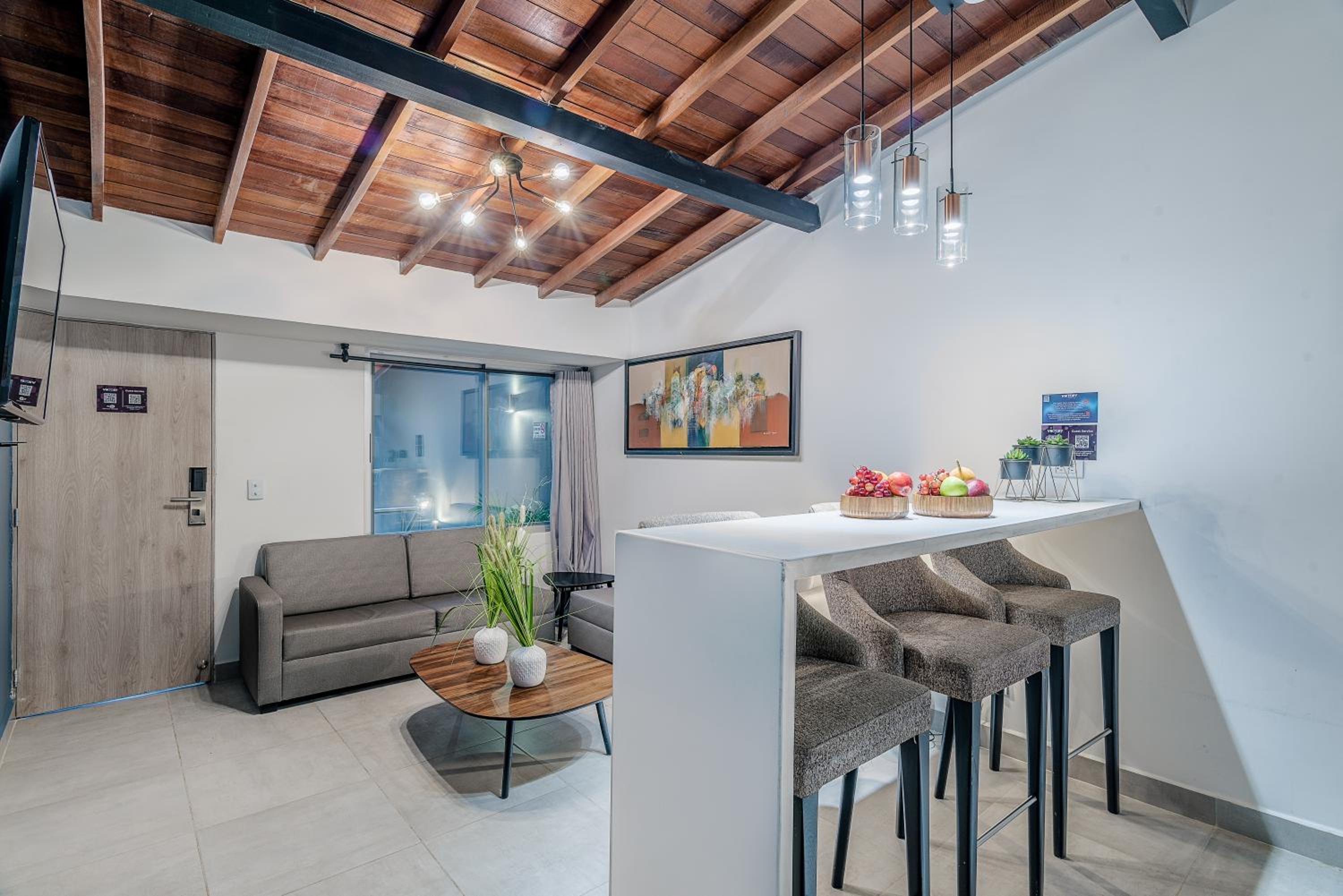 Two-Bedroom Apartment with Terrace and Hot Tub photo 1