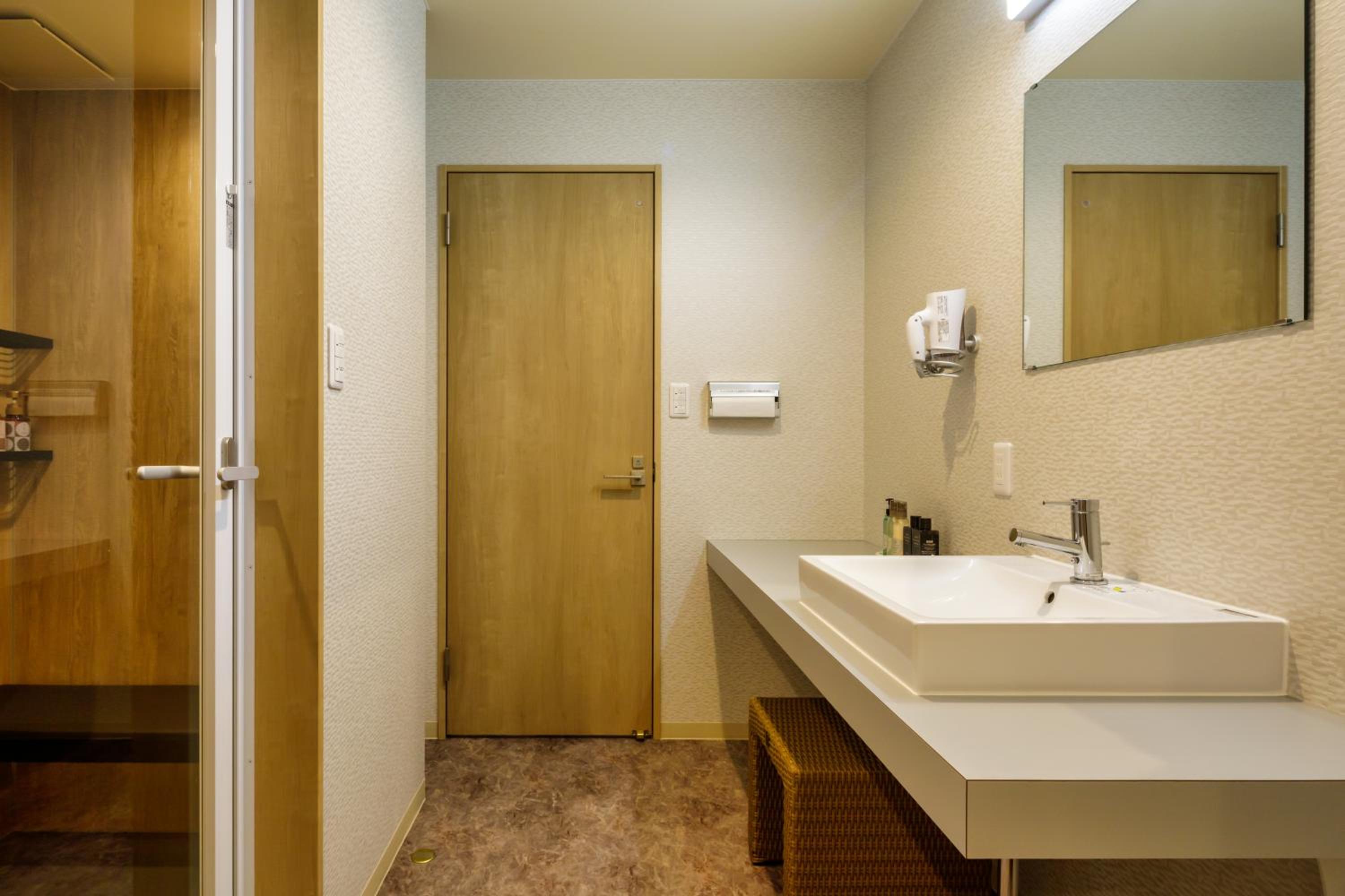 Twin Room with Shower photo 3