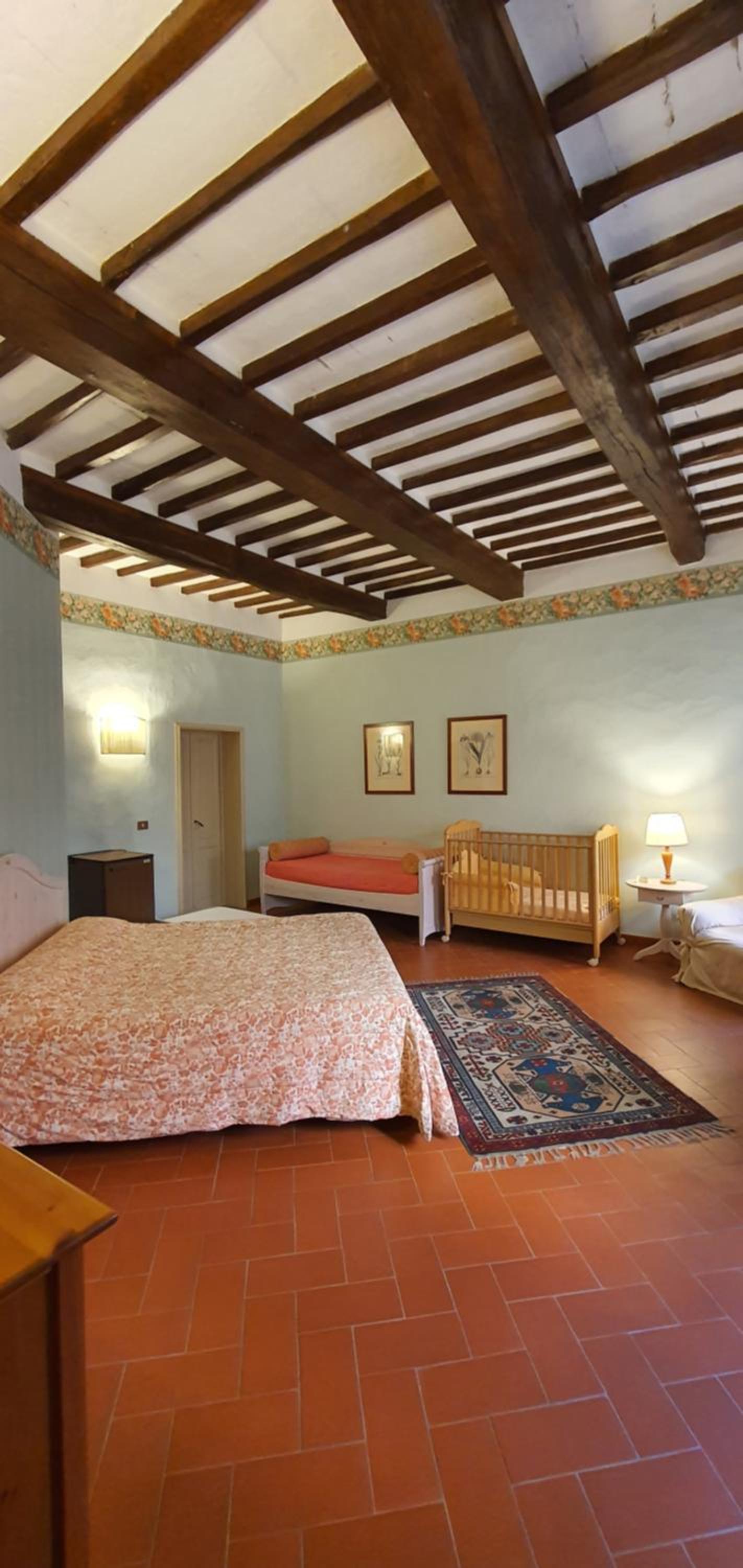 Quadruple Room with Shared Bathroom - Green Room photo 1