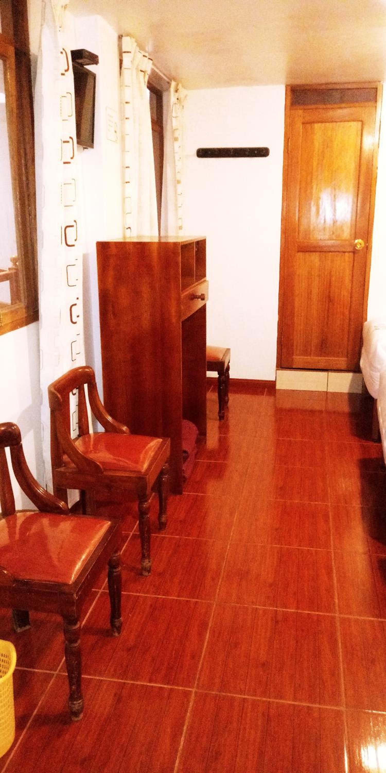 Quadruple Room with Private Bathroom photo 1