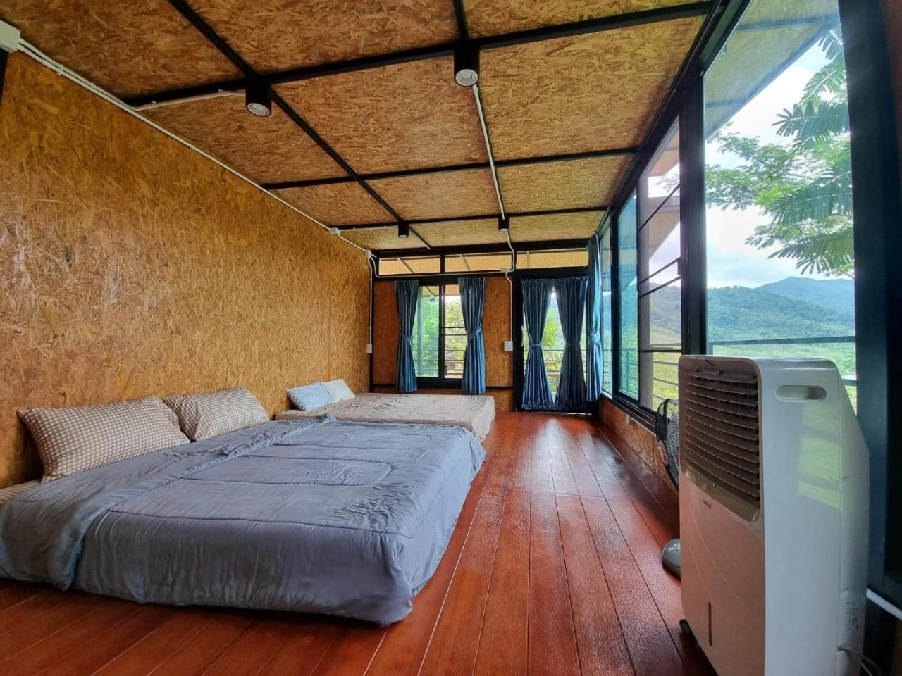 Quadruple Room with Mountain View - Photo 1