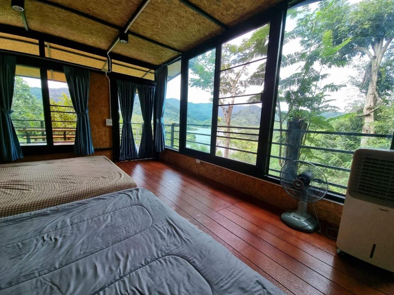 Quadruple Room with Mountain View - Photo 2