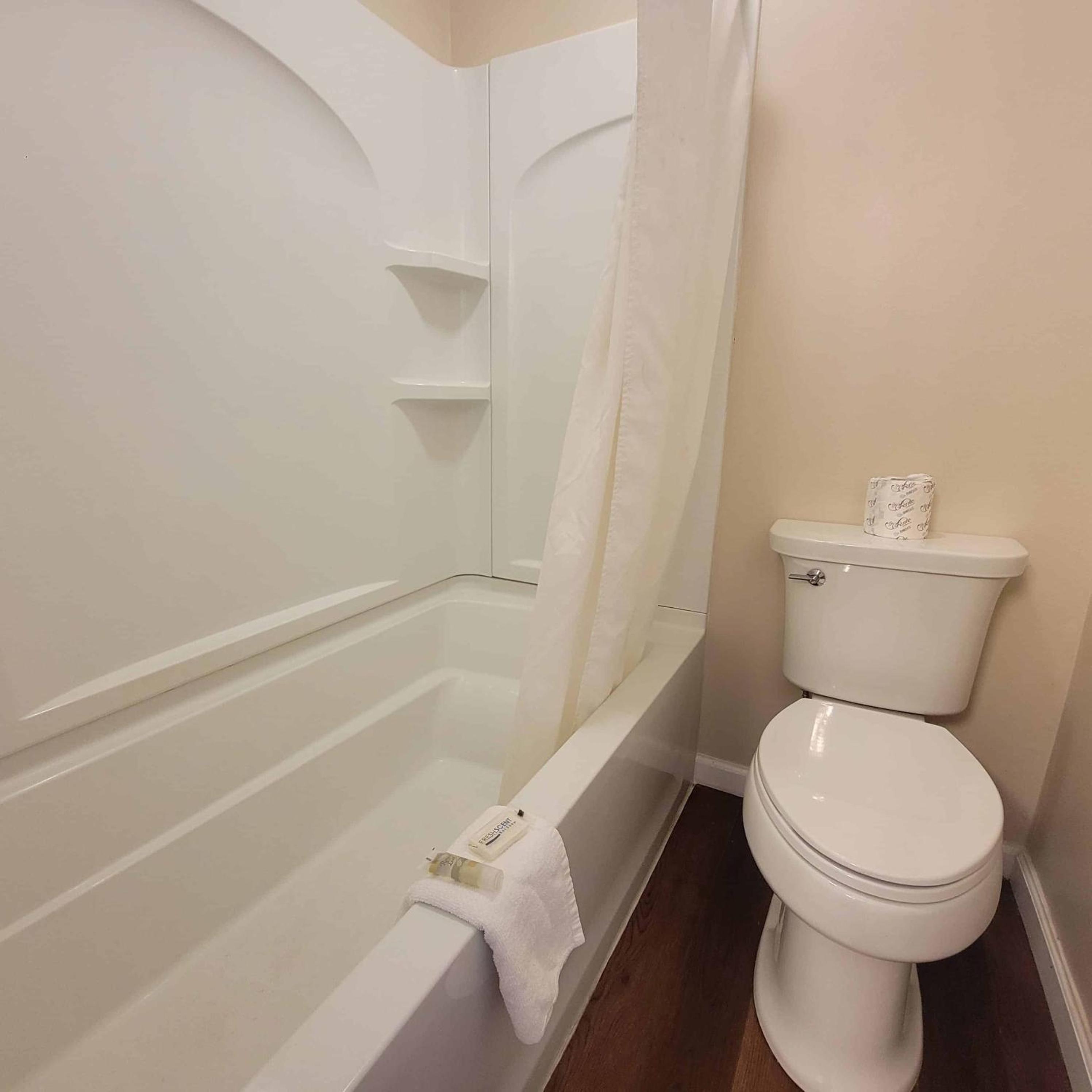 Standard Triple Room photo 3