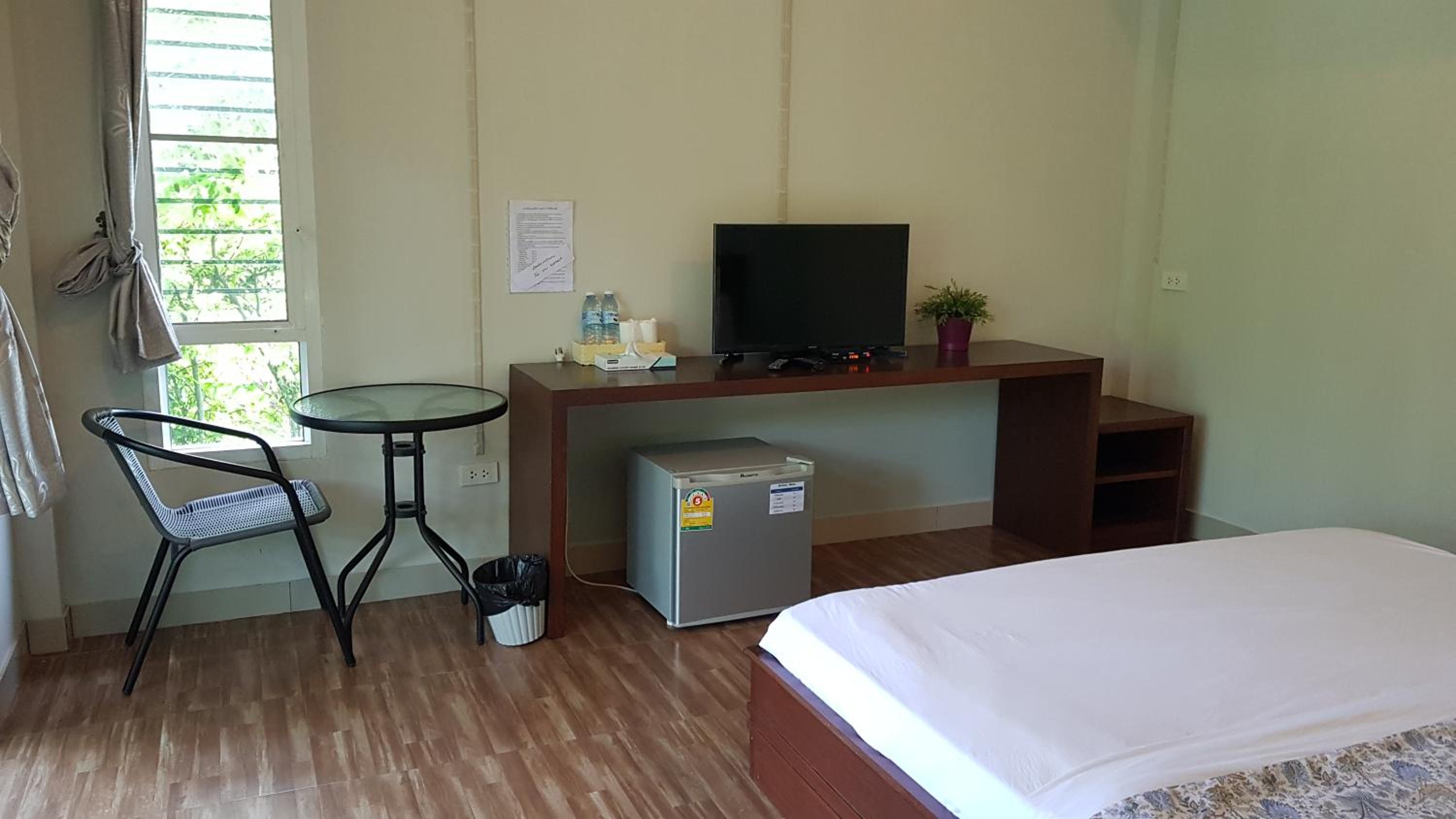 Standard Double Room - Photo 5