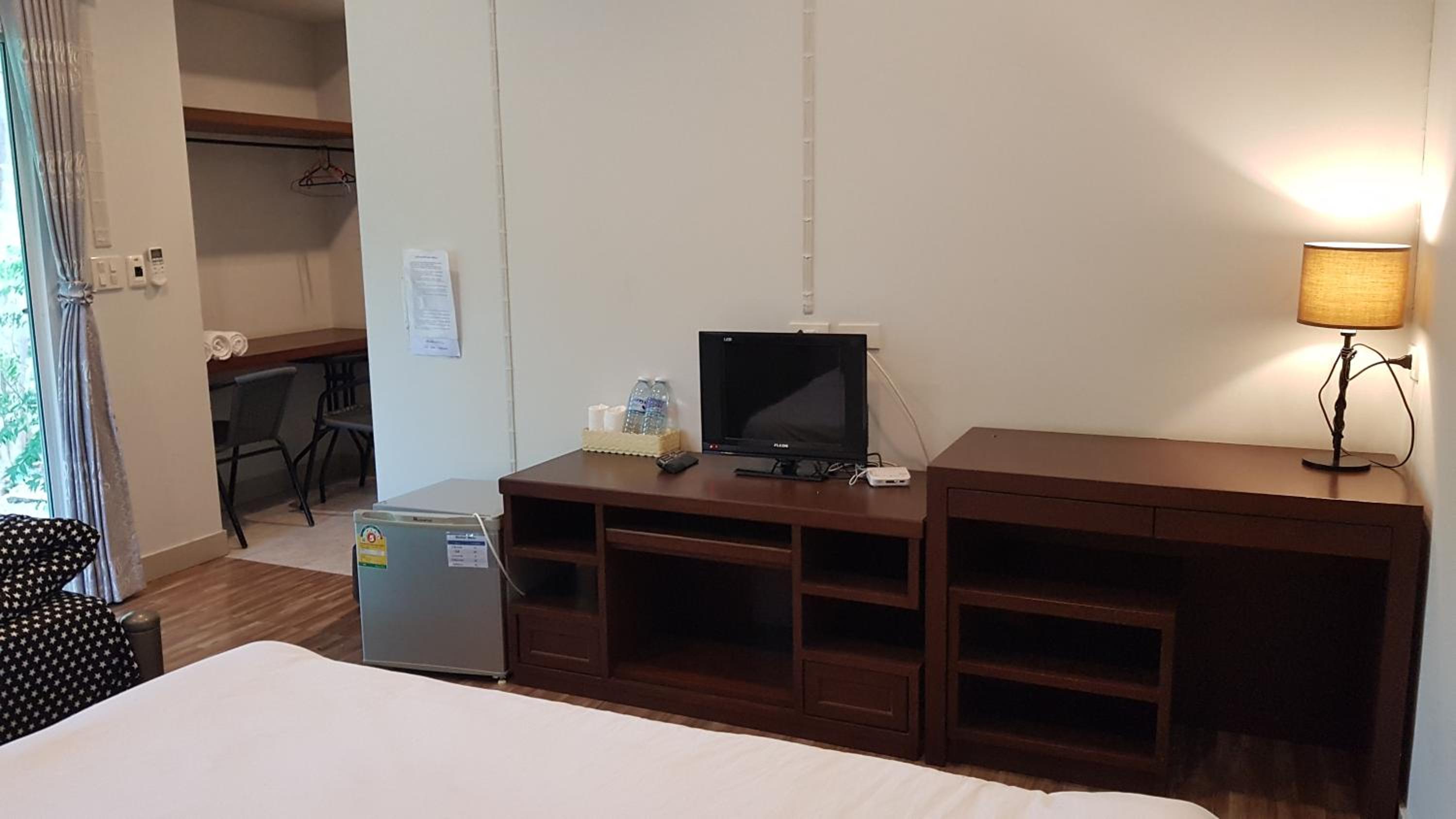 Standard Double Room - Photo 2