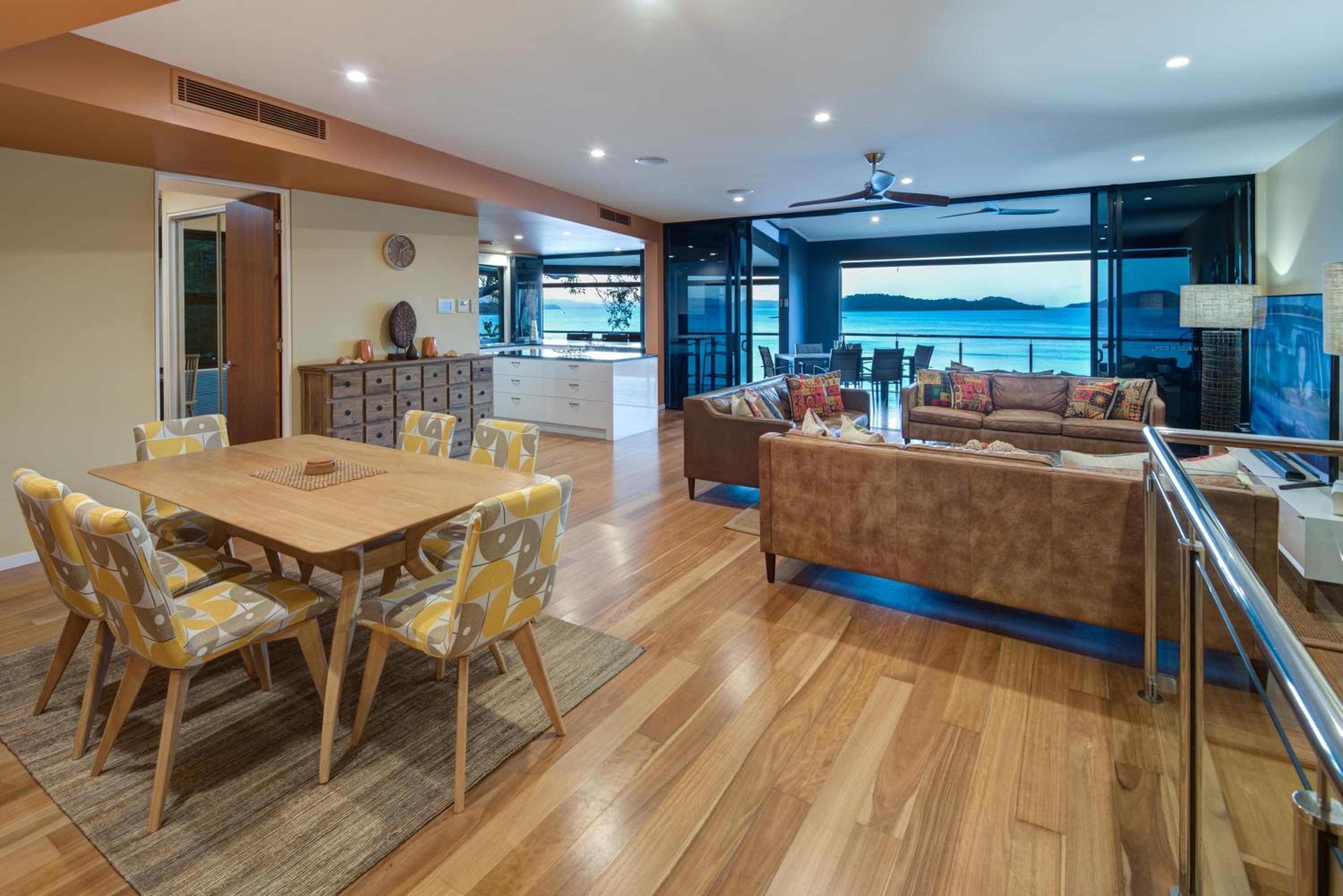 3 Bedroom Sea View Apartment - Apartment 18