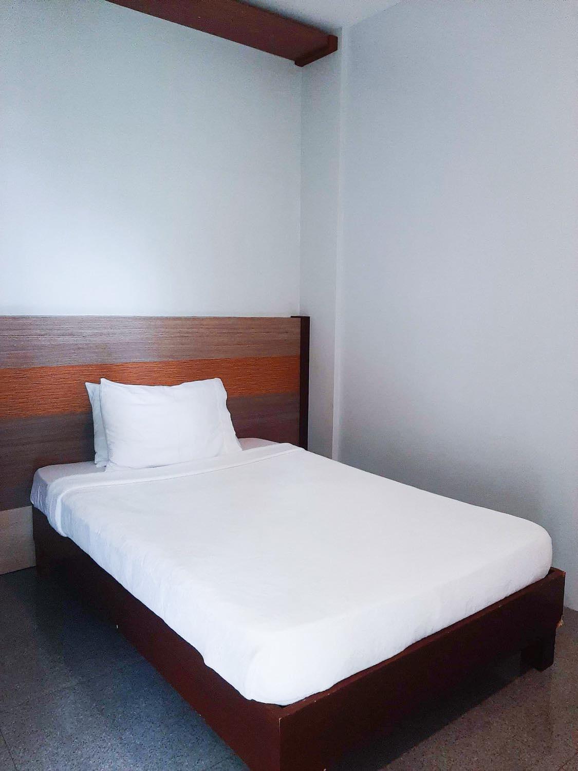 Standard Double Room photo 2