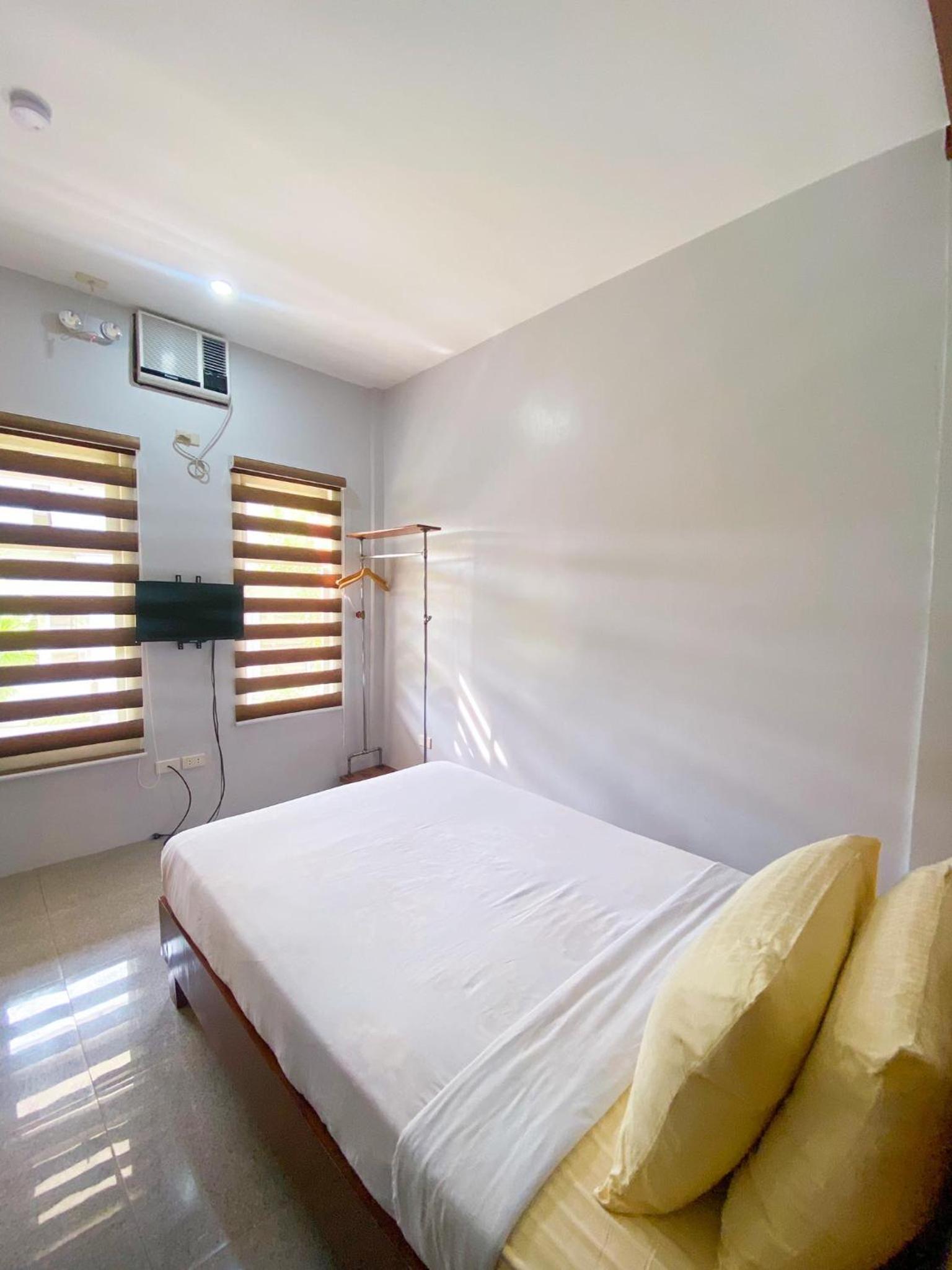 Standard Double Room photo 3