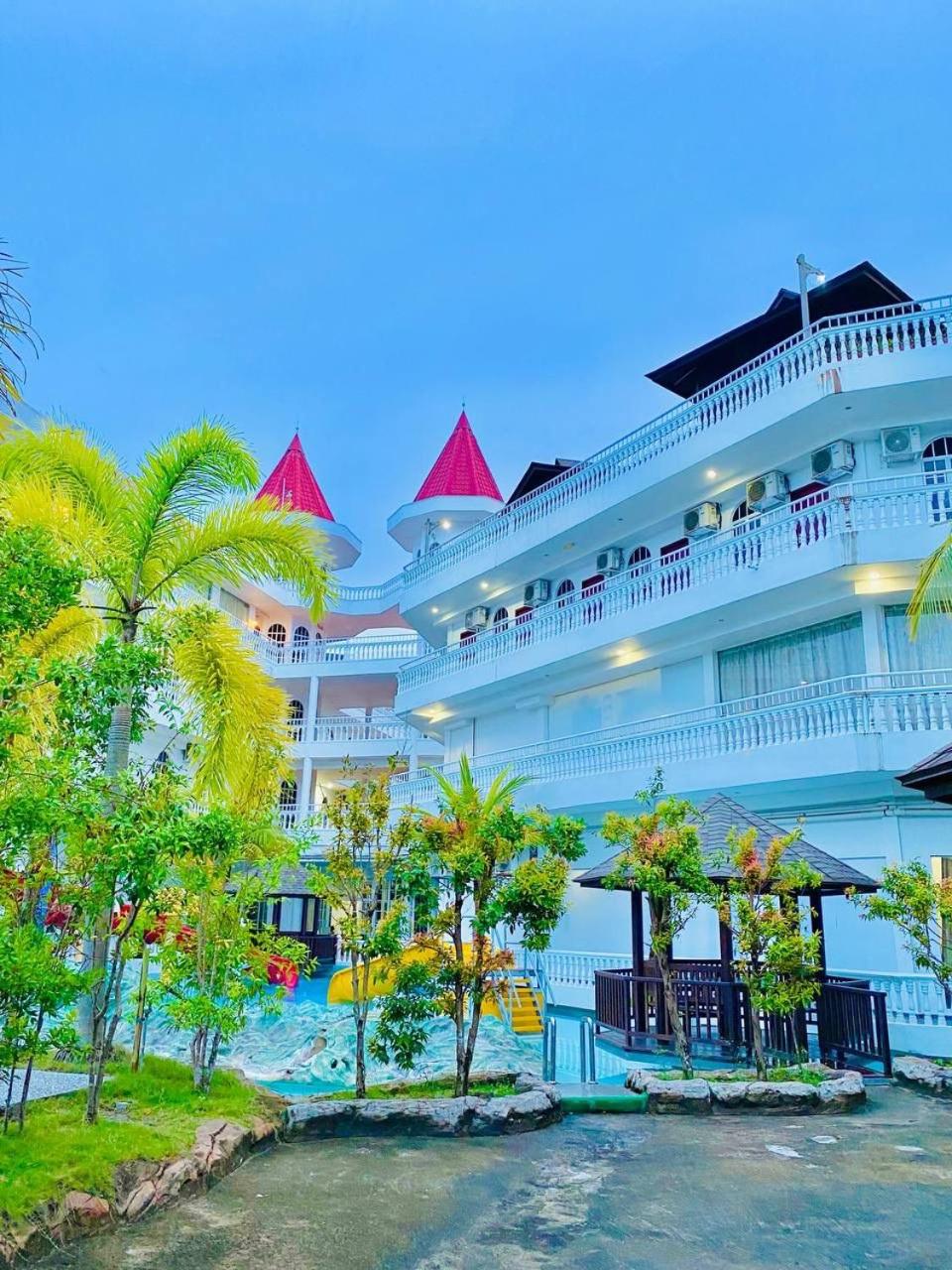 Standard Resort - Photo 3