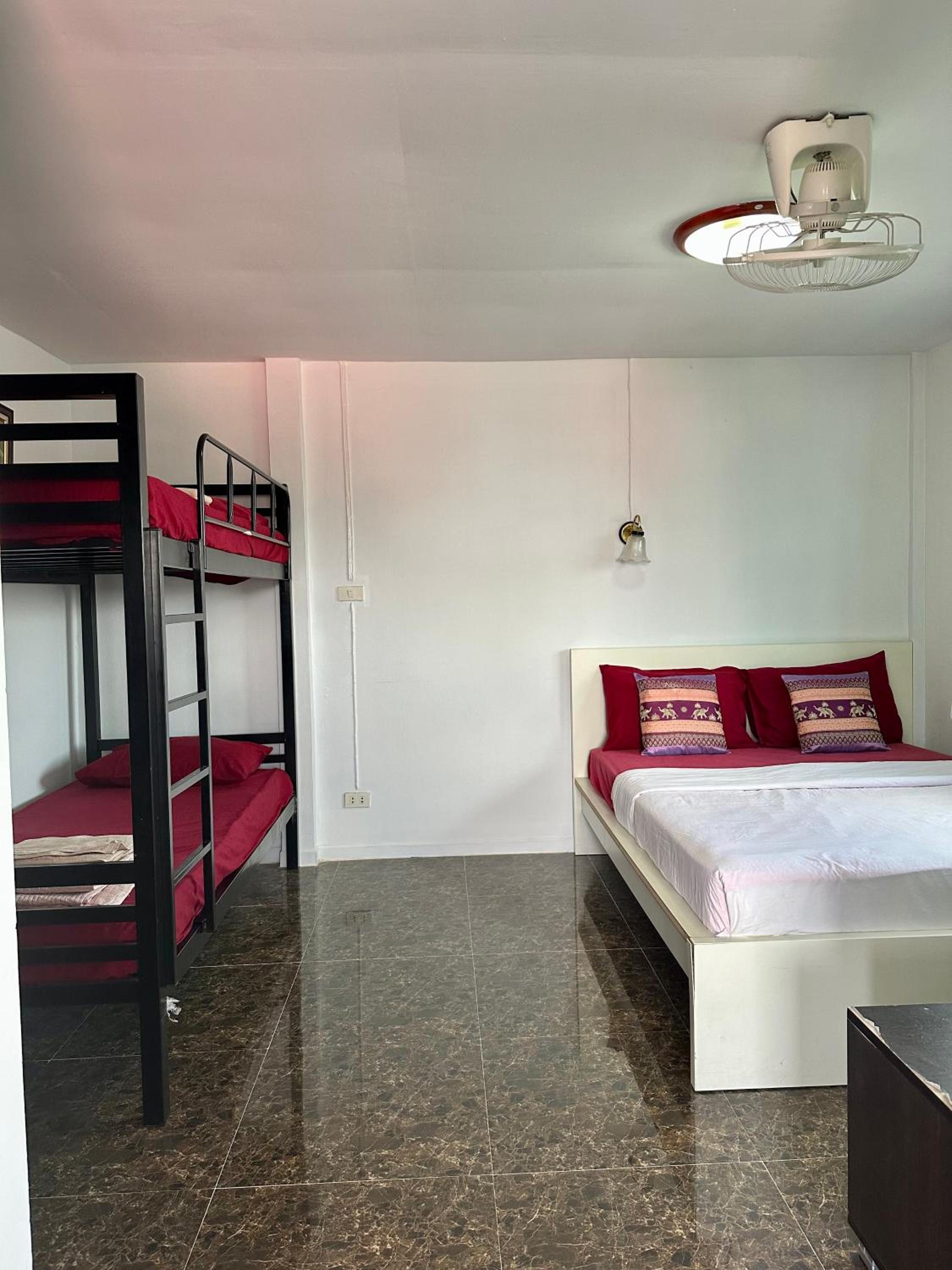 Family Suite photo 2