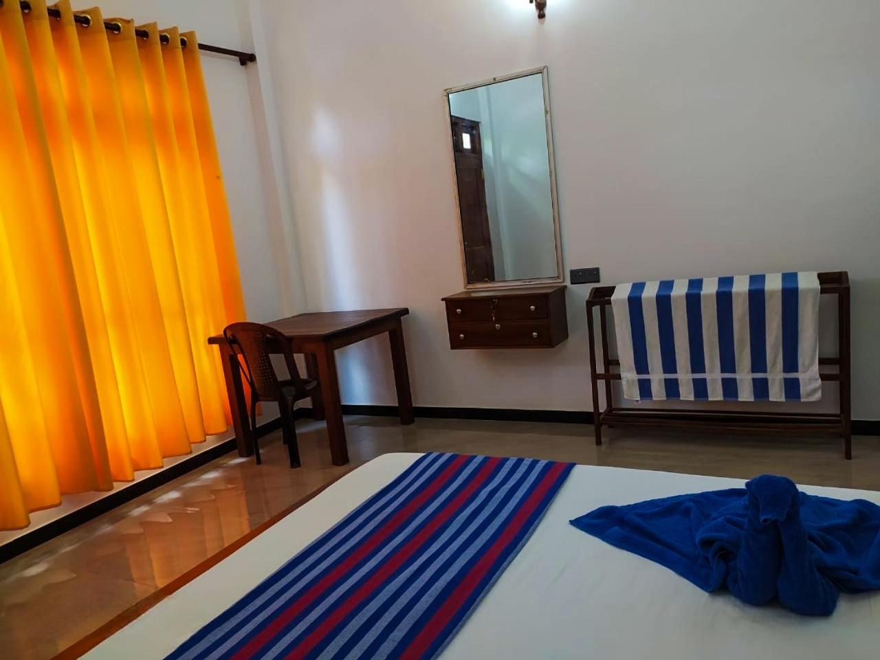Deluxe King Room photo 3