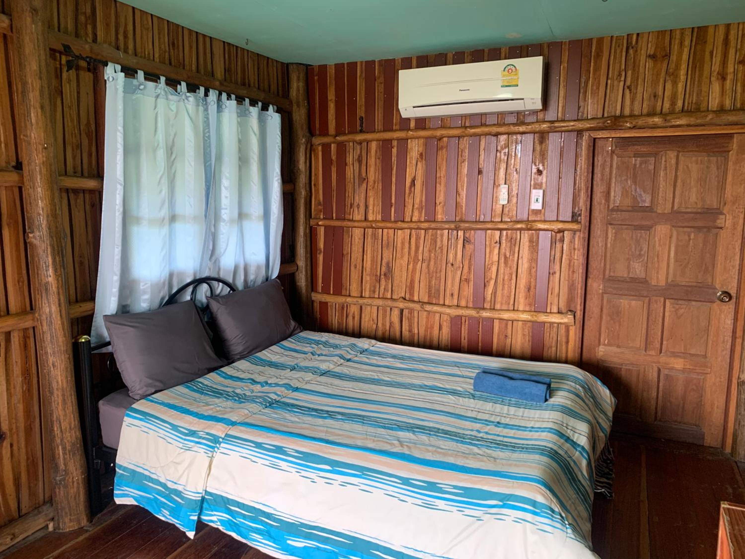Standard Queen Room photo 1