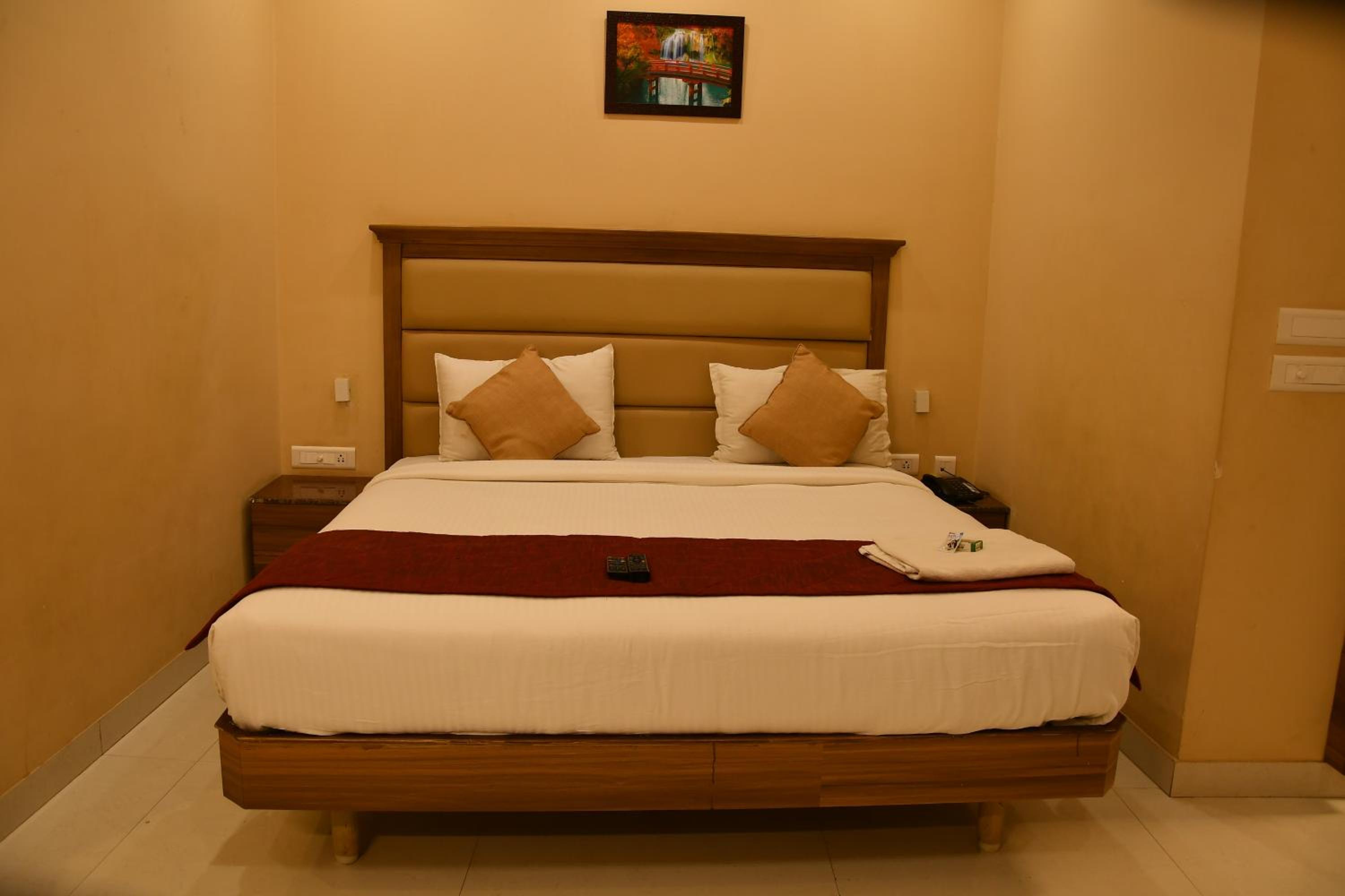 Standard Double Room photo 2