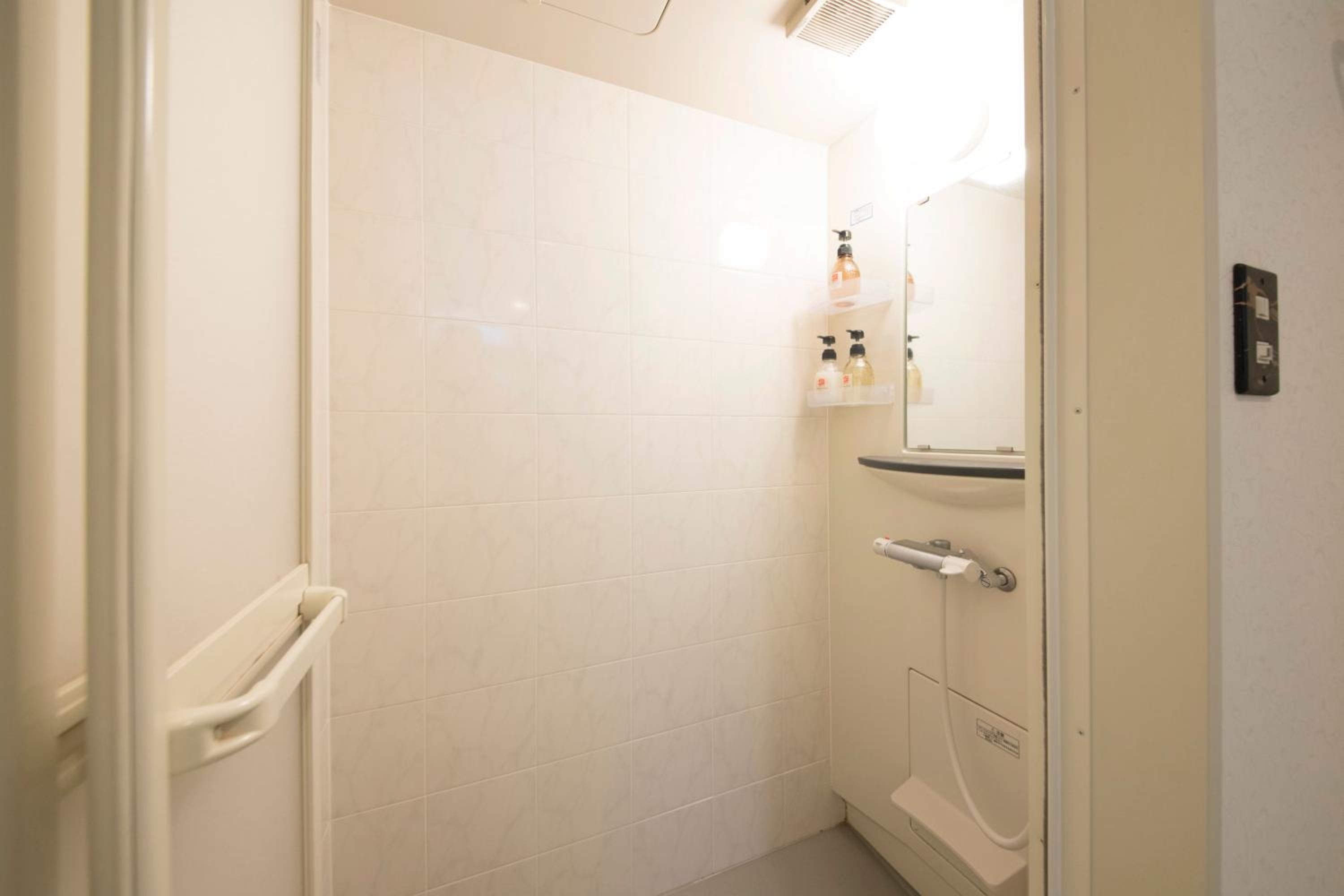 Deluxe Twin Room with Open-Air Bath - Photo 5