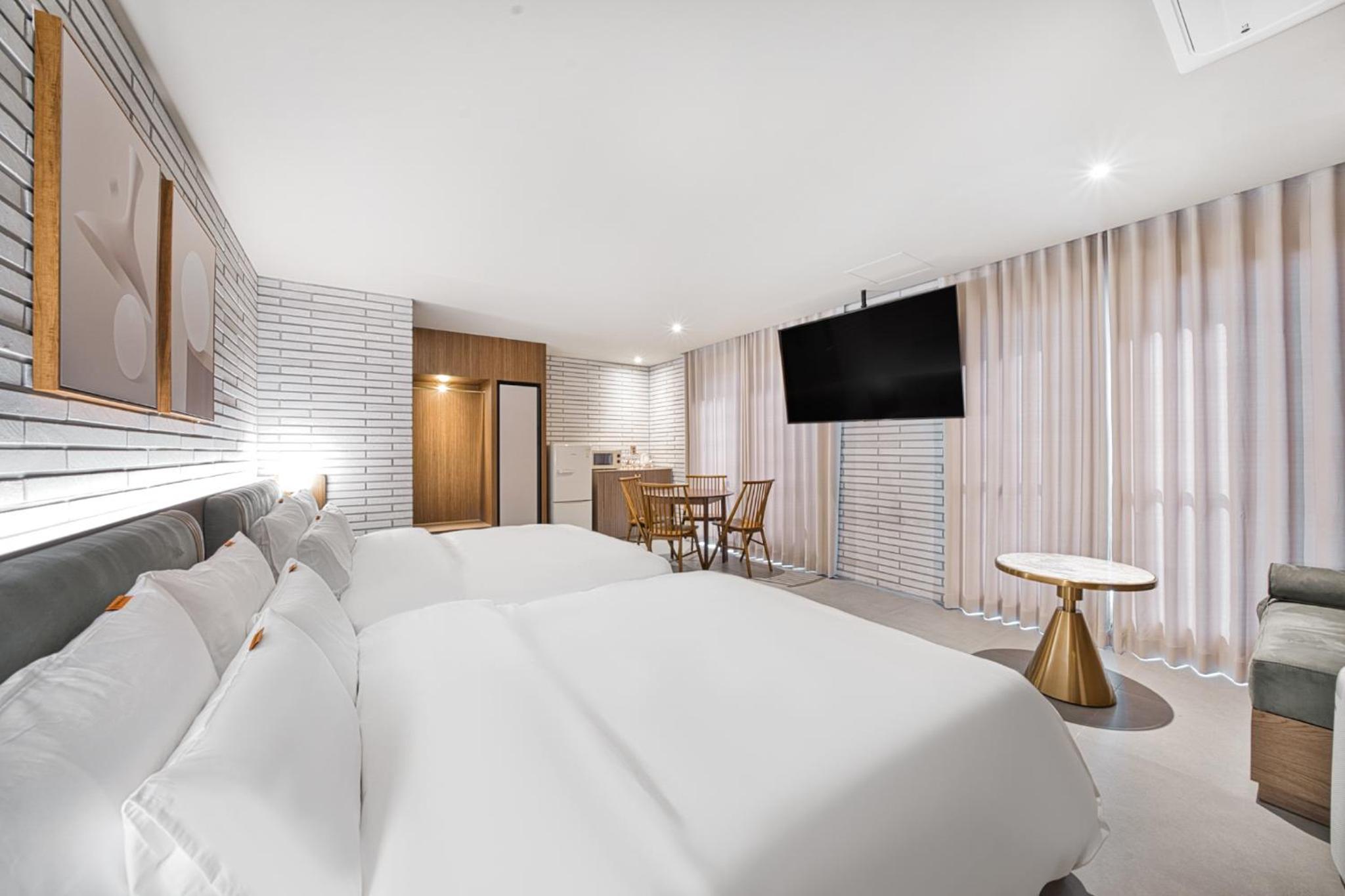 Family Suite with Rooftop terrace - Photo 1
