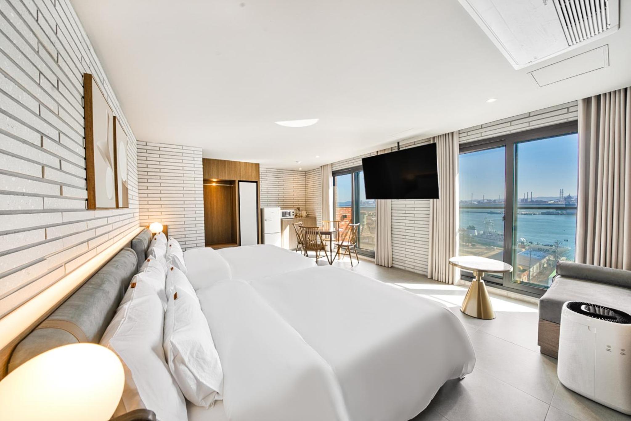Family Suite with Rooftop terrace - Photo 14