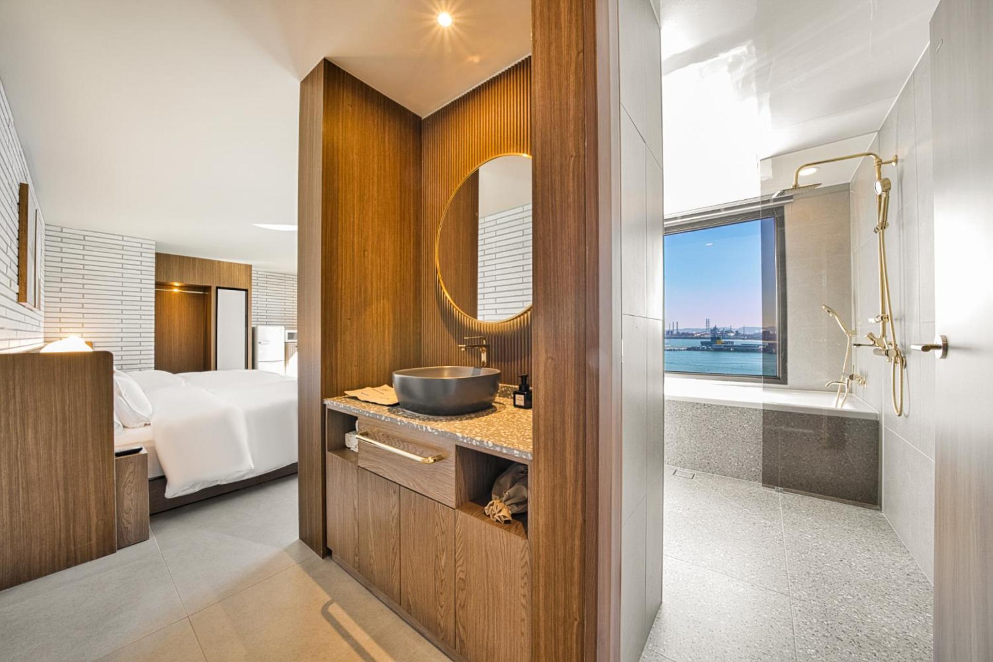 Family Suite with Rooftop terrace - Photo 7