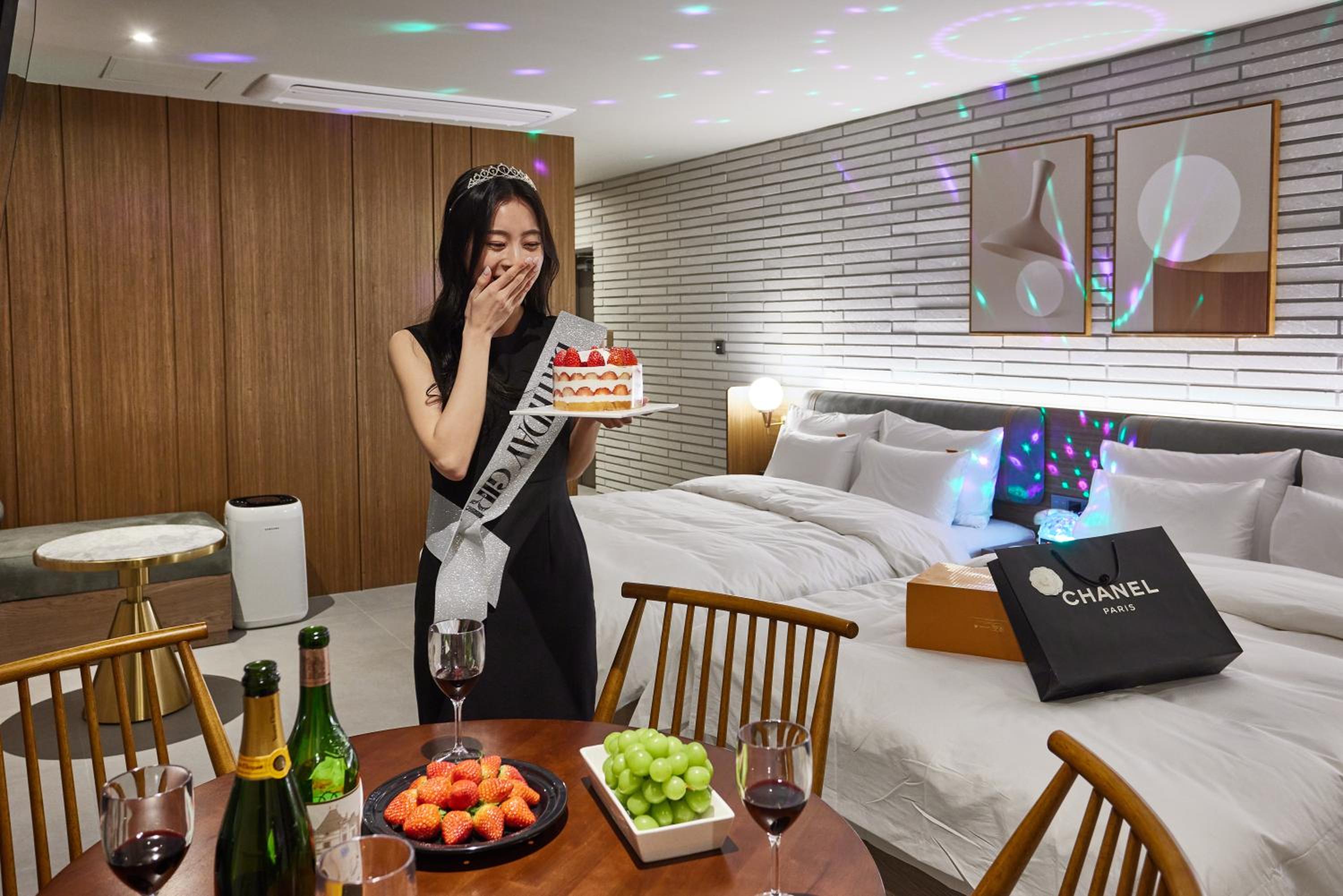 Family Suite with Rooftop terrace - Photo 9