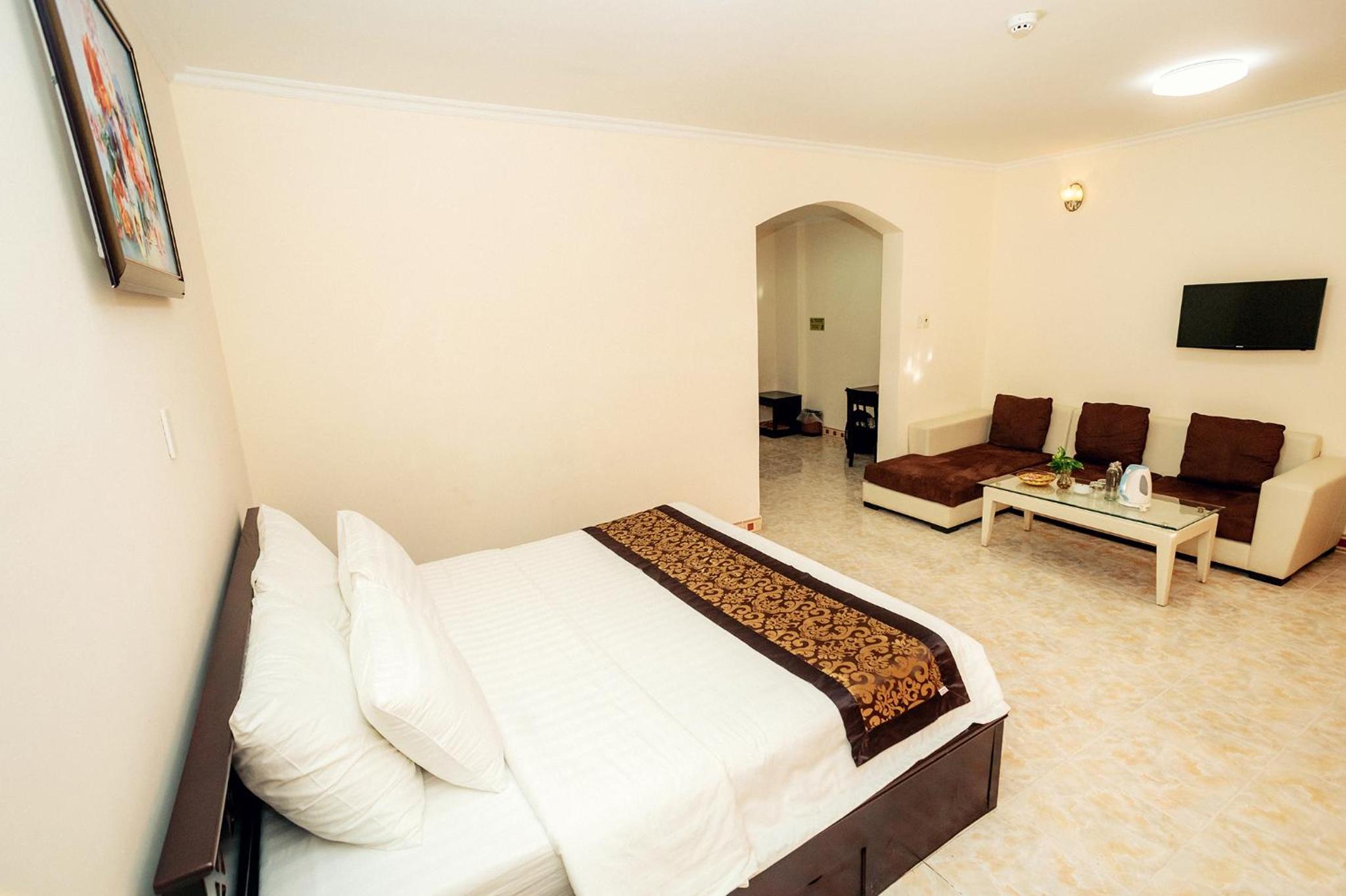Deluxe Double Room with Balcony photo 1