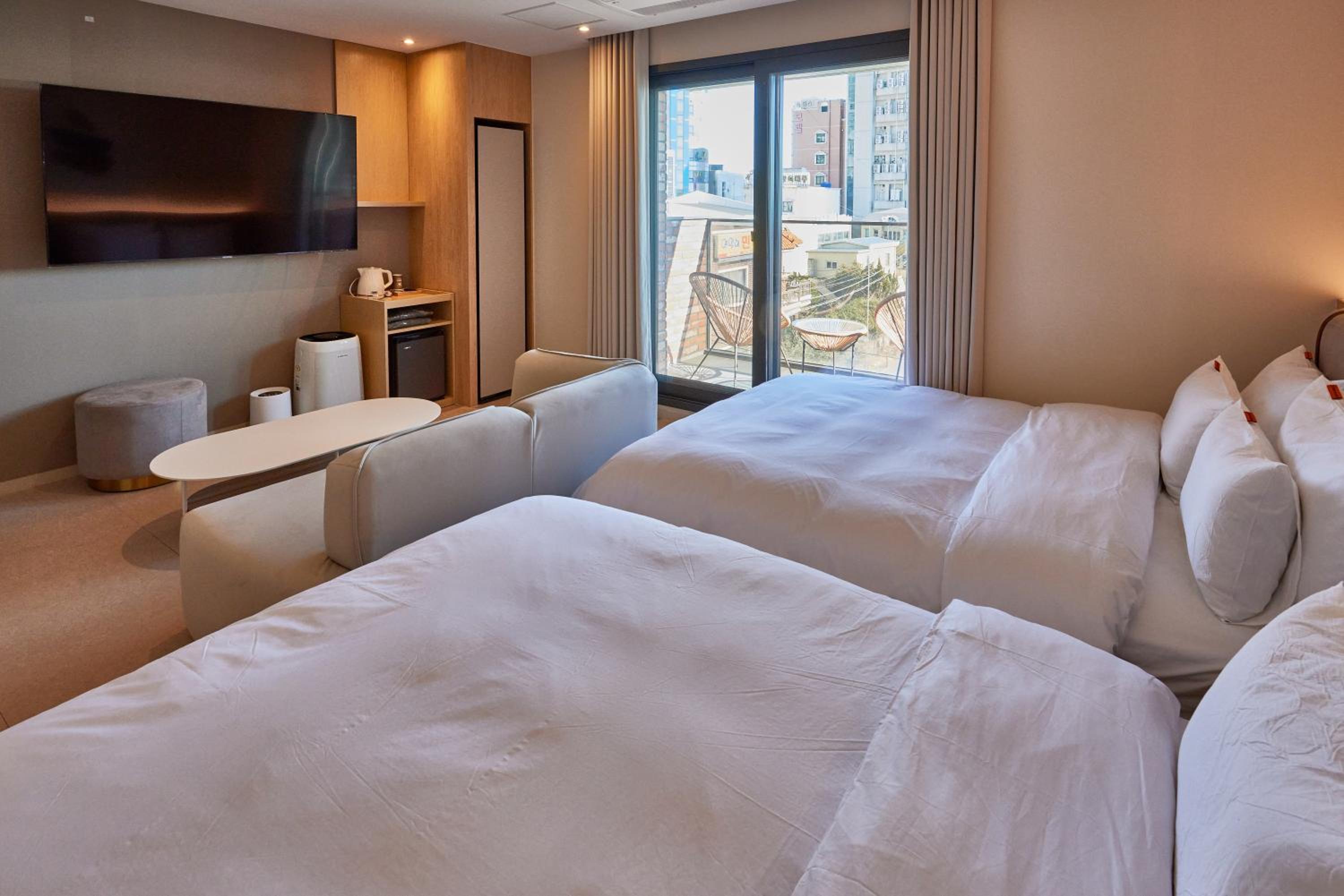 Family Room with Terrace and Sea View - Photo 9