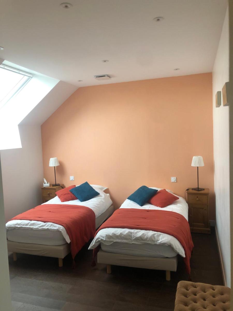 Twin Room - Photo 1