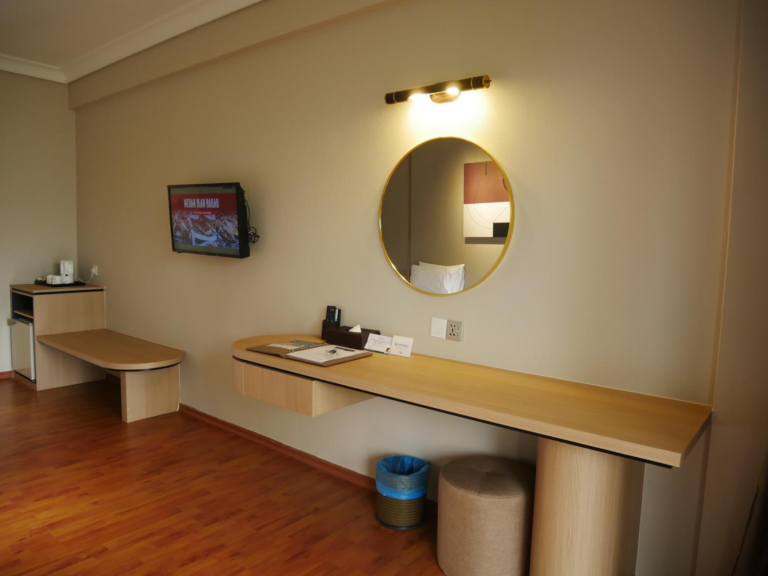 Standard Triple Room with Sea View photo 2