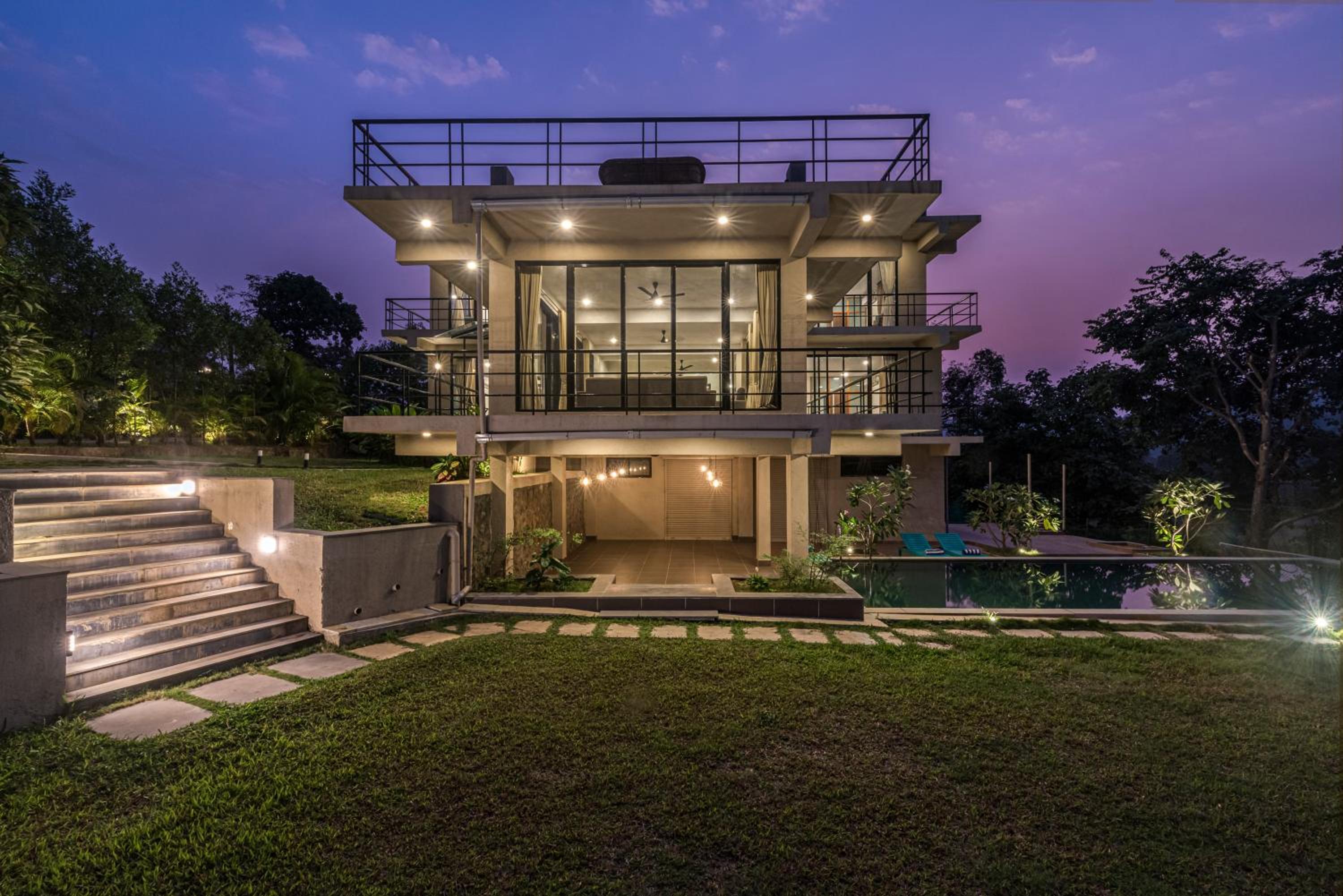 Villa - Photo 3