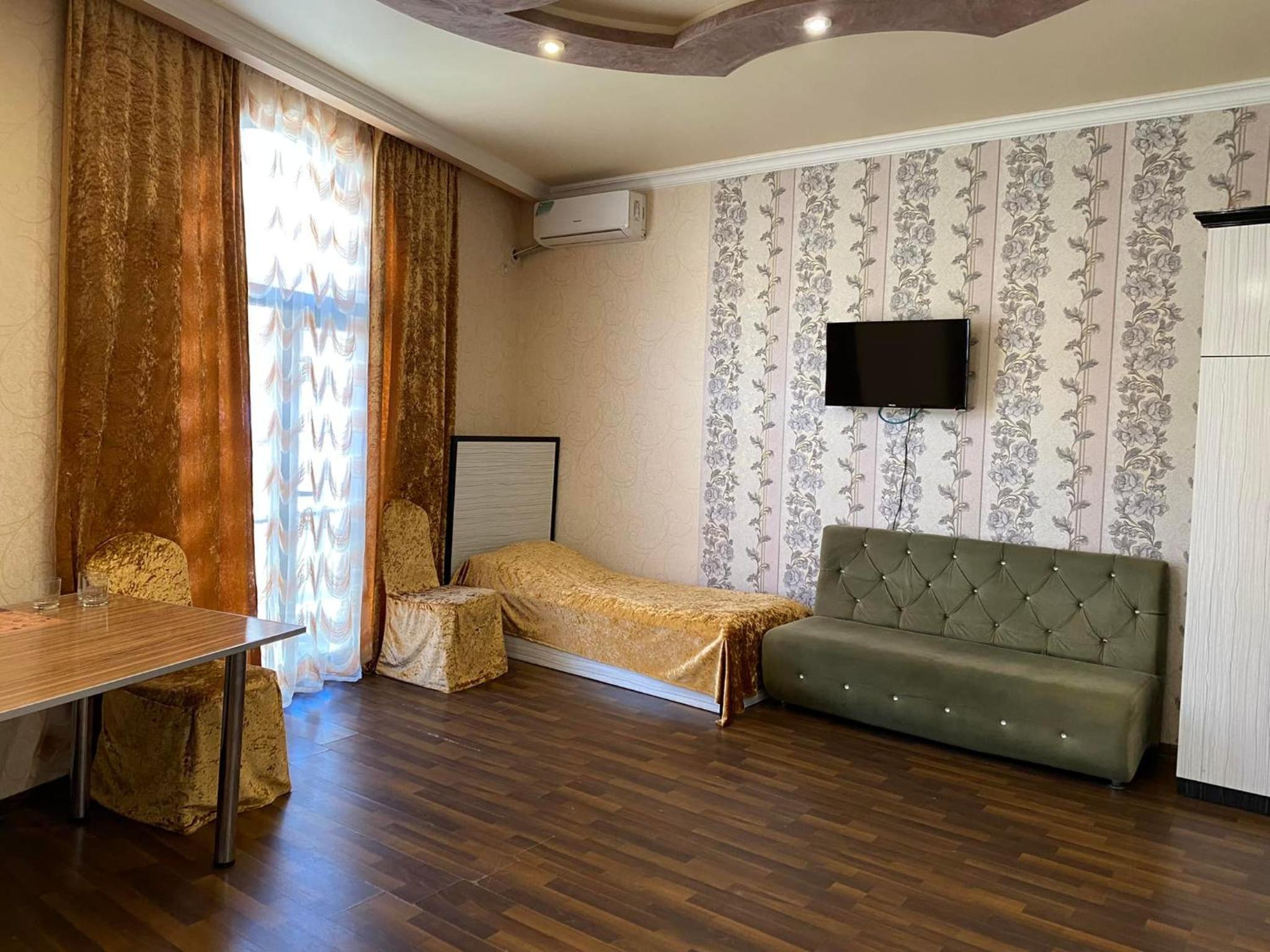 Economy Quadruple Room photo 1
