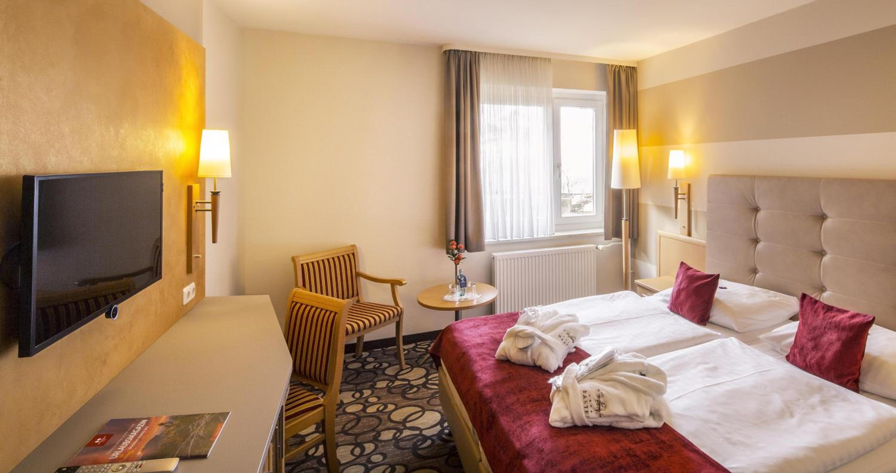 Standard Double Room - Photo 4