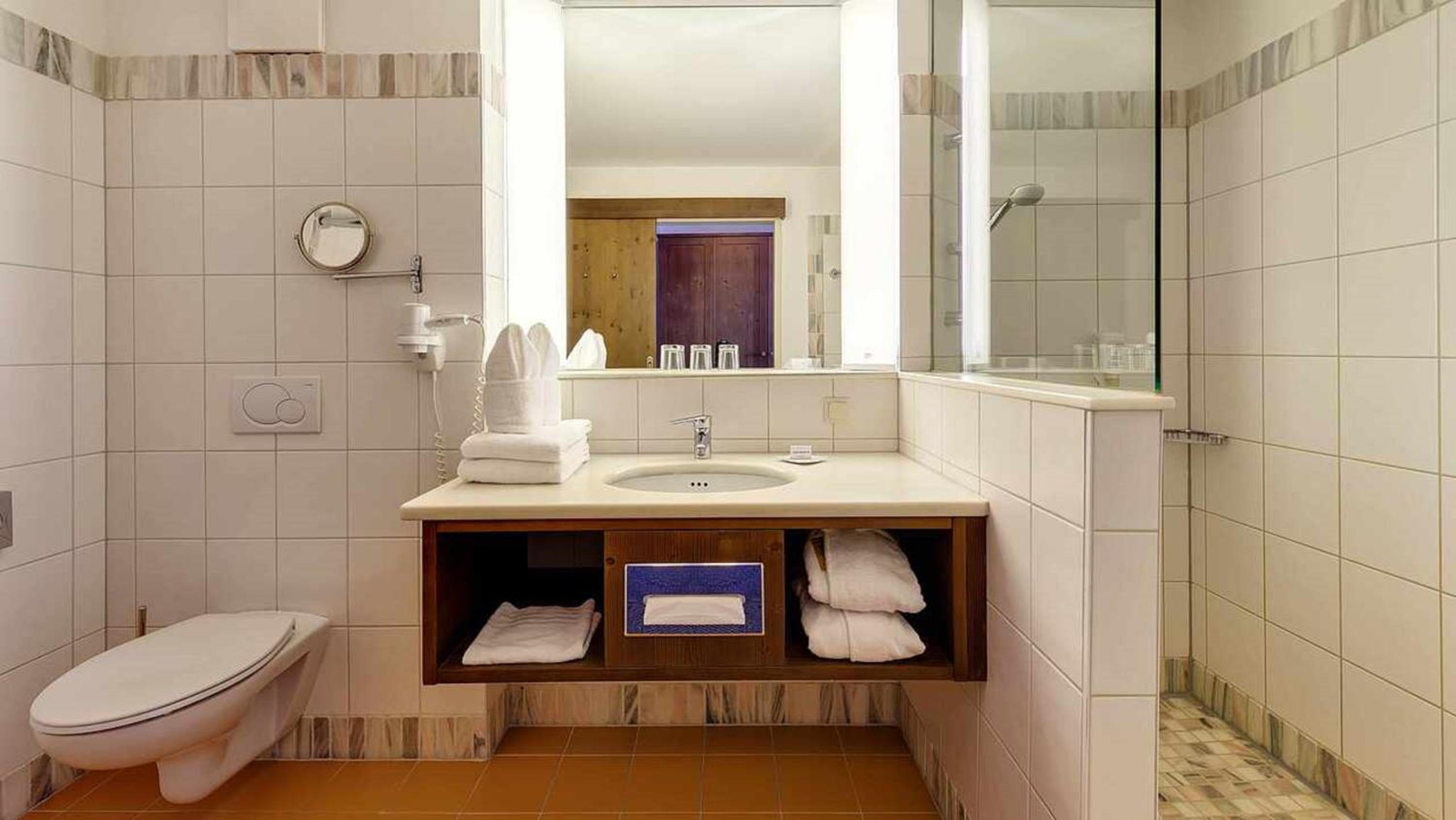 Single Room with Balcony photo 3