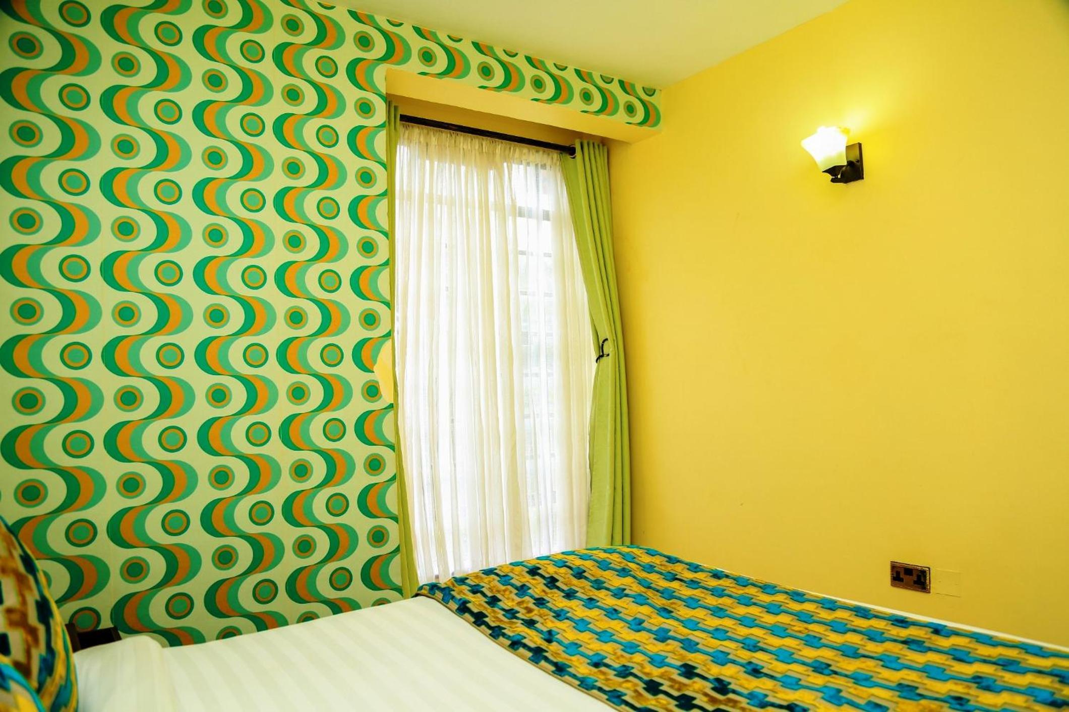 Double Room - Photo 16