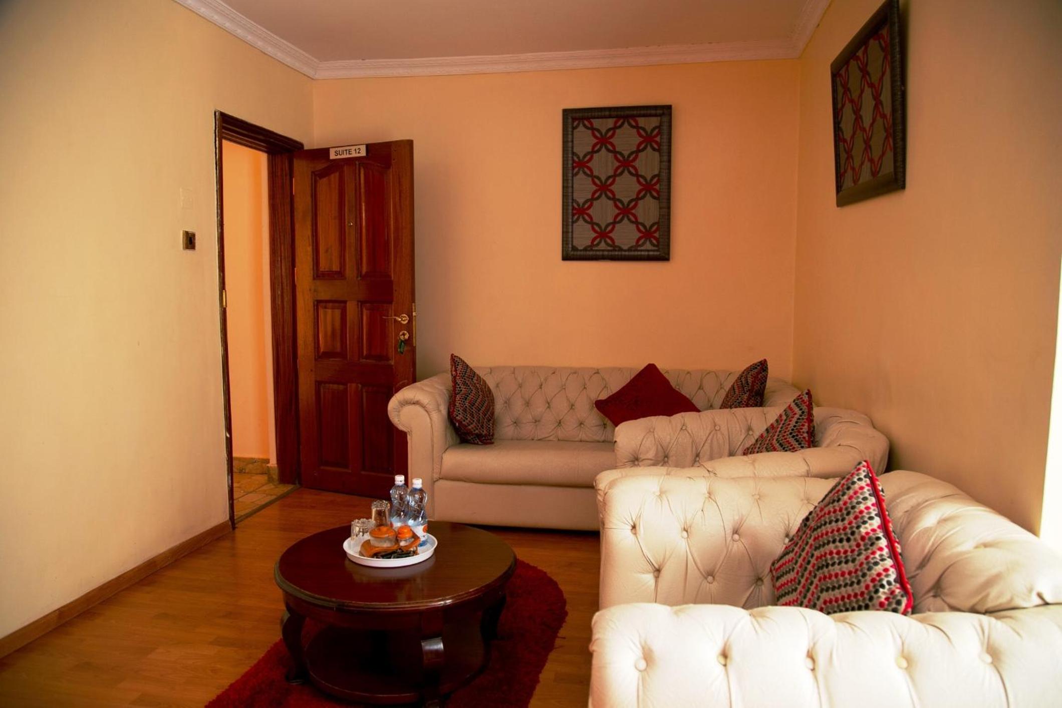 Double Room - Photo 19