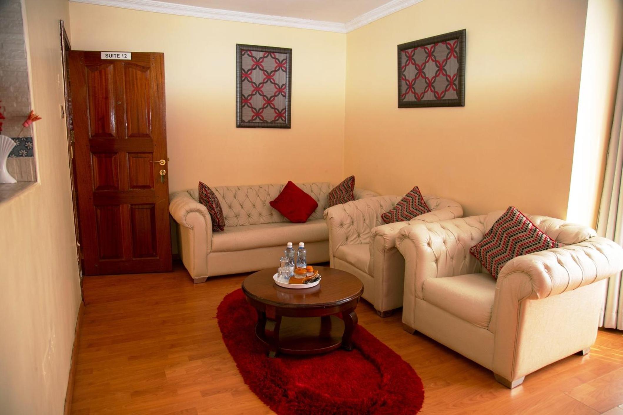 Double Room - Photo 20
