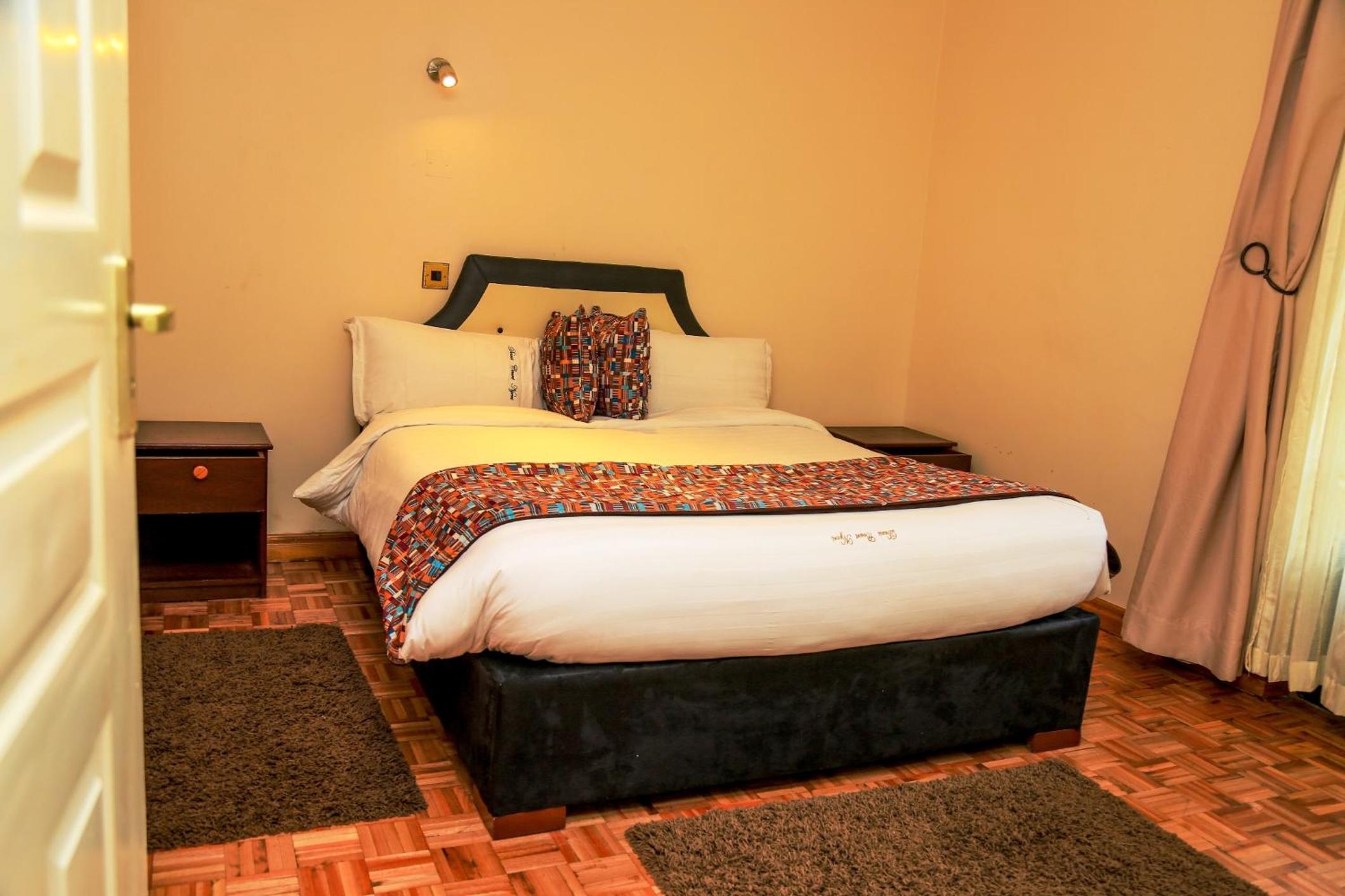 Double Room - Photo 21