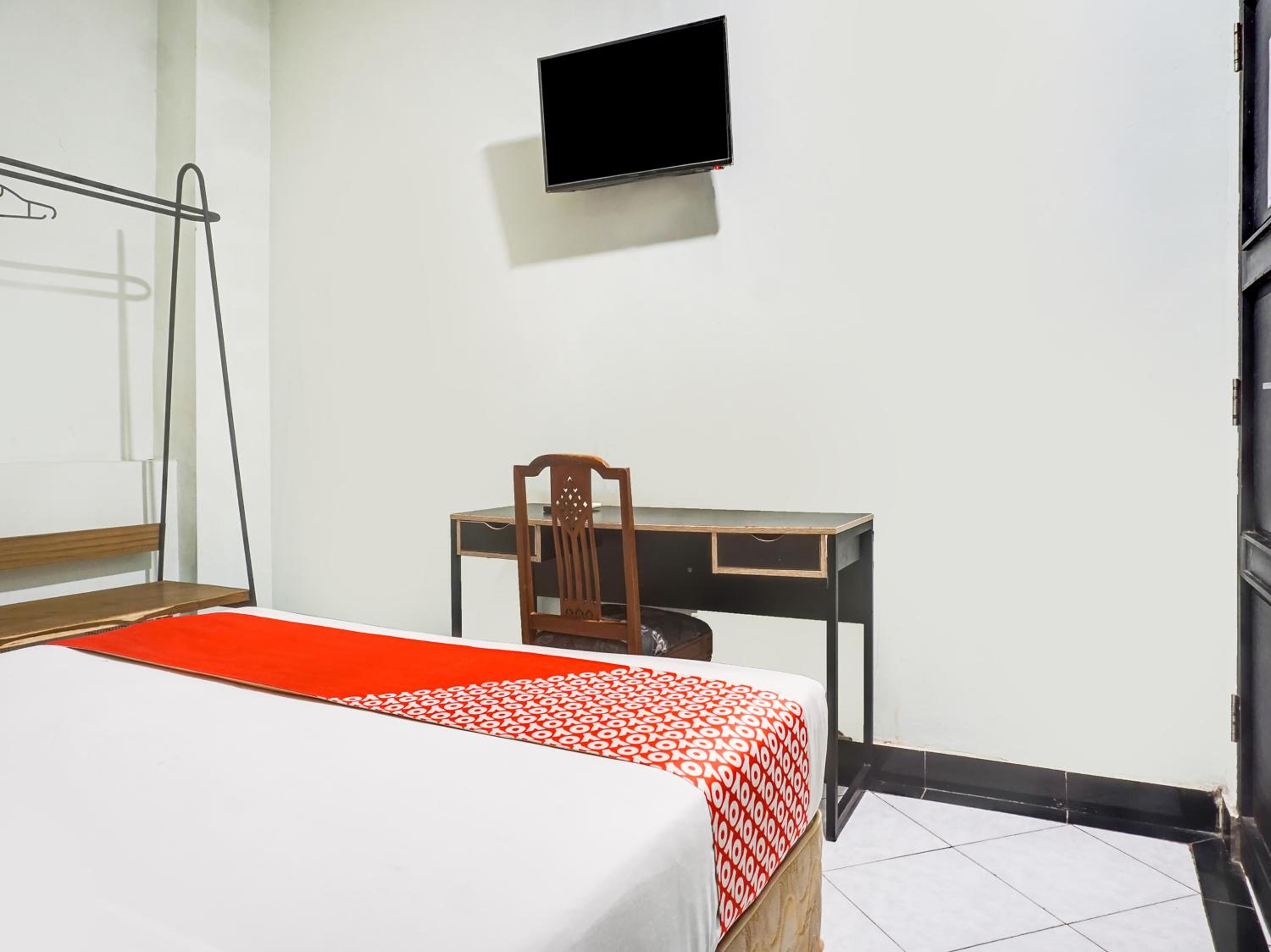Standard Double Room - Photo 14