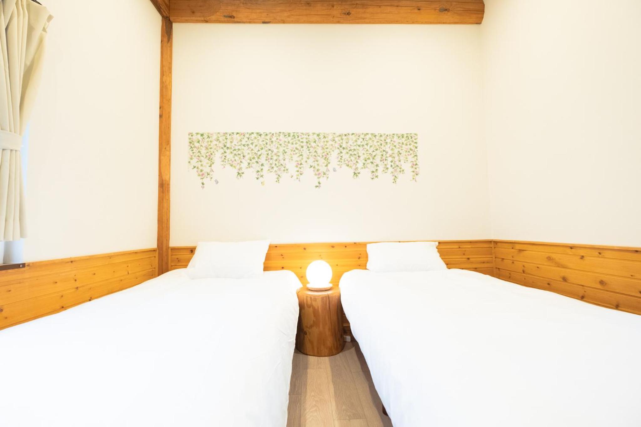 Two-Bedroom Chalet - Photo 7