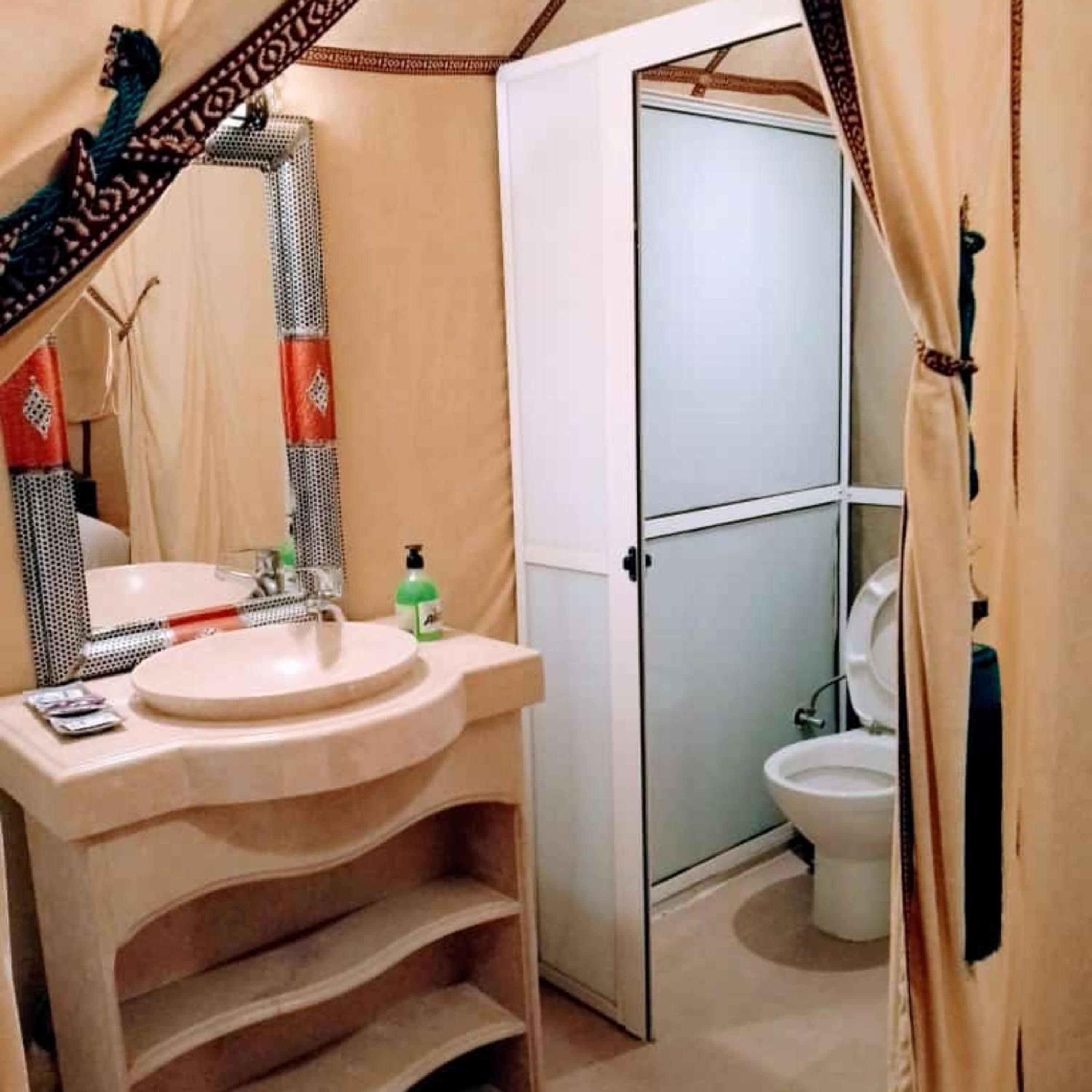 Tent - Photo 59