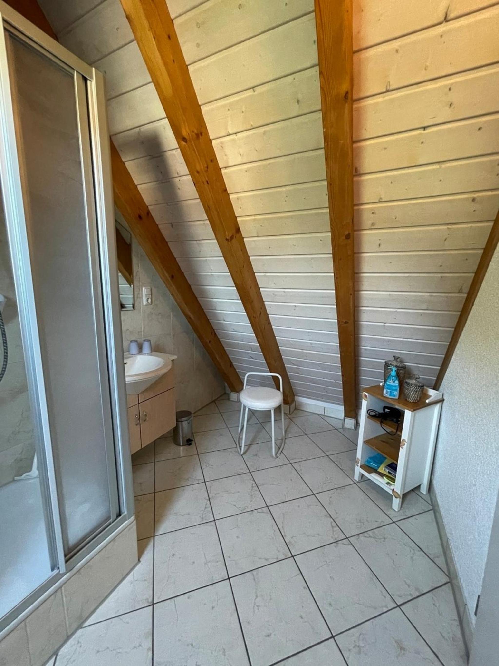 Apartment photo 2