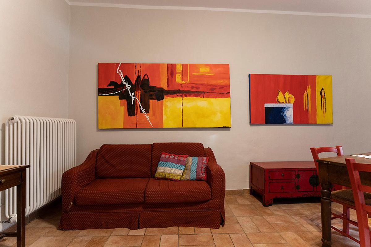 One-Bedroom Apartment photo 3