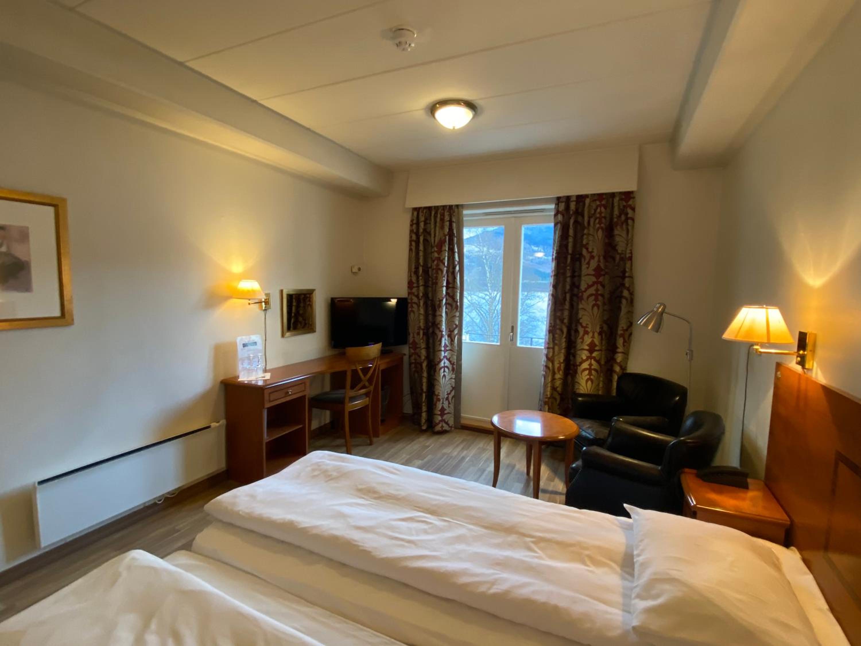 Standard Twin Room photo 2
