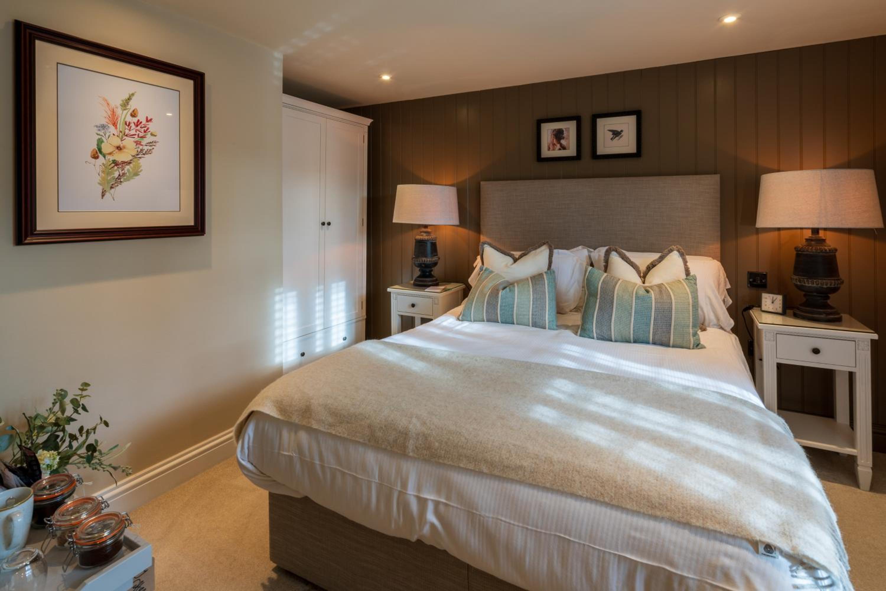 Superior King Room photo 2