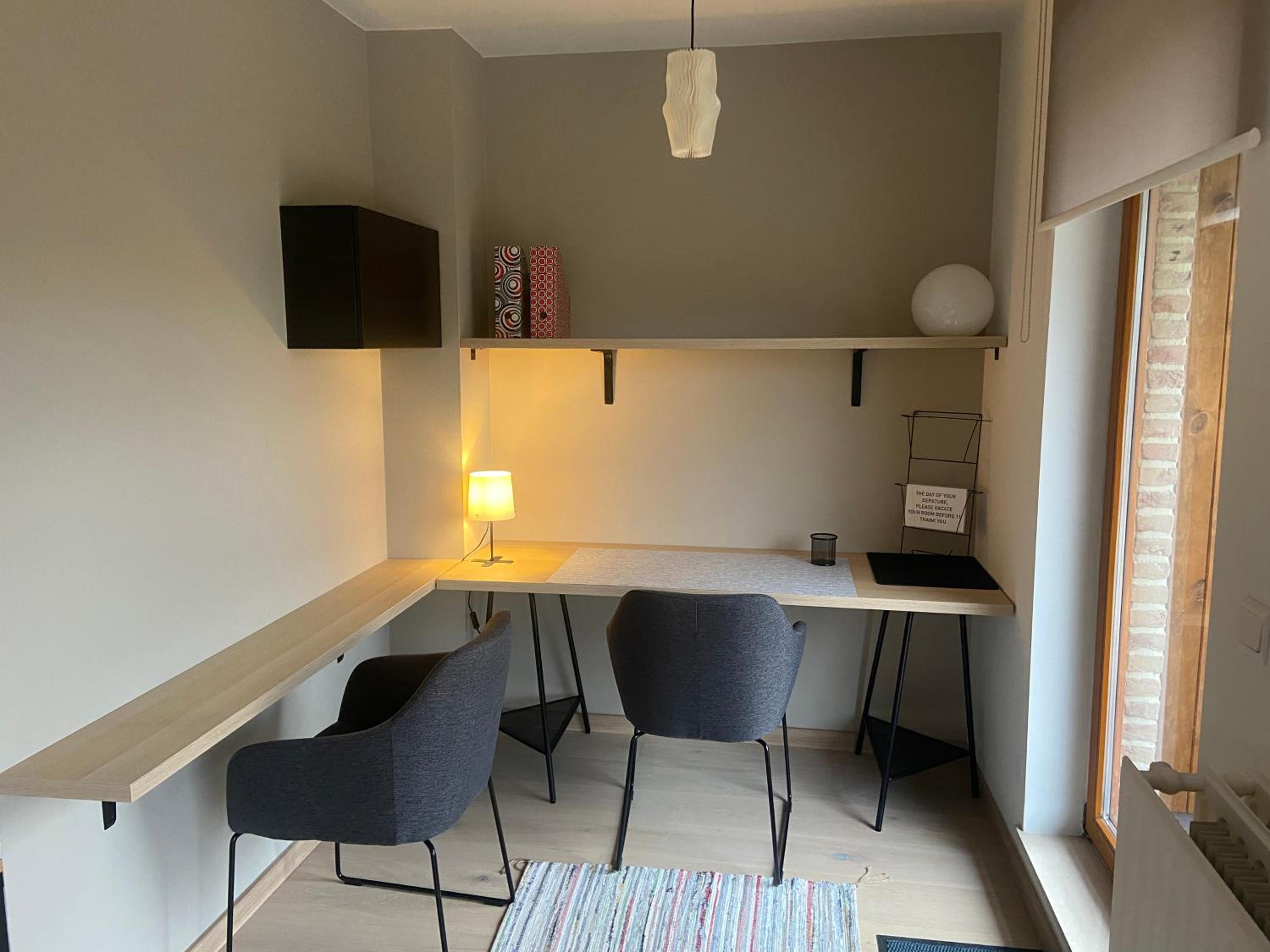 One-Bedroom Apartment photo 2